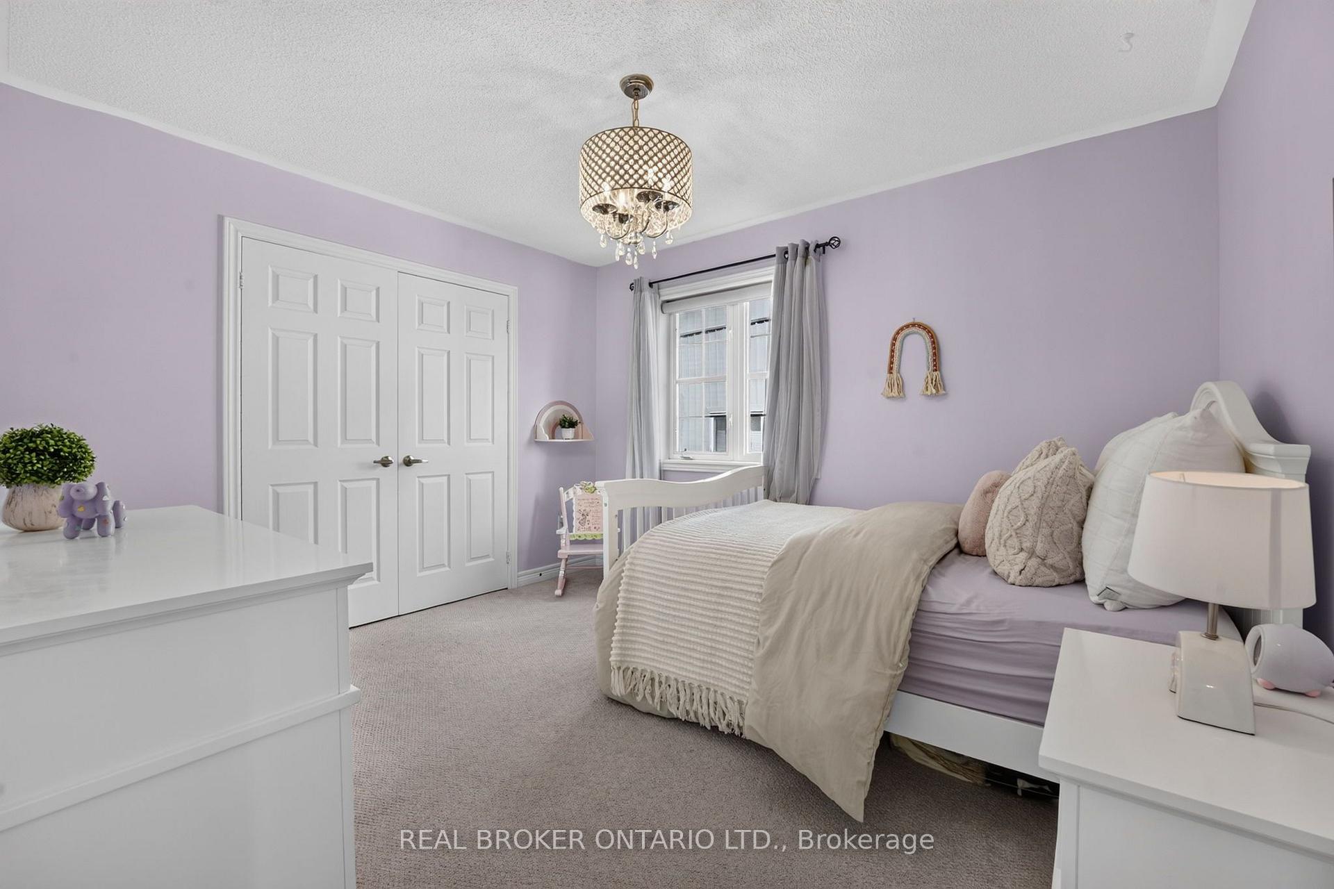 Photo 34 of 60 Meadowglen Boulevard, Halton Hills, Georgetown — HOMEH