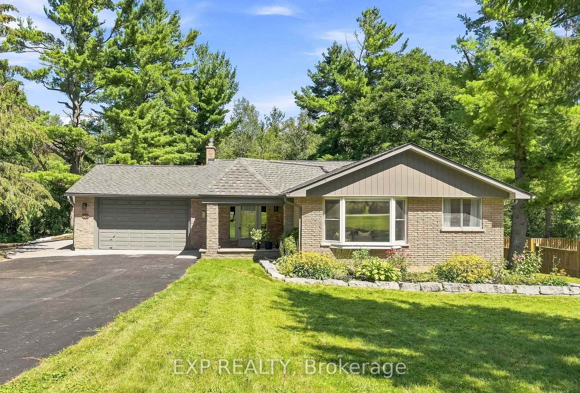 Front of 136 Coulter Dr