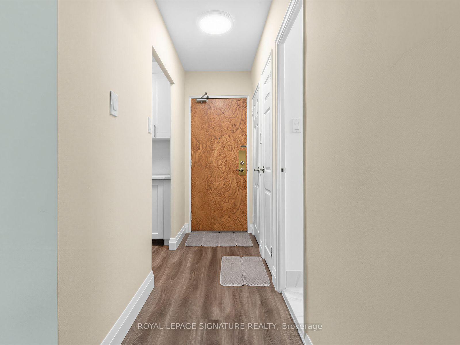 Photo 4 of Unit 106, 1901 Bayview Avenue, Toronto, Leaside — HOMEH