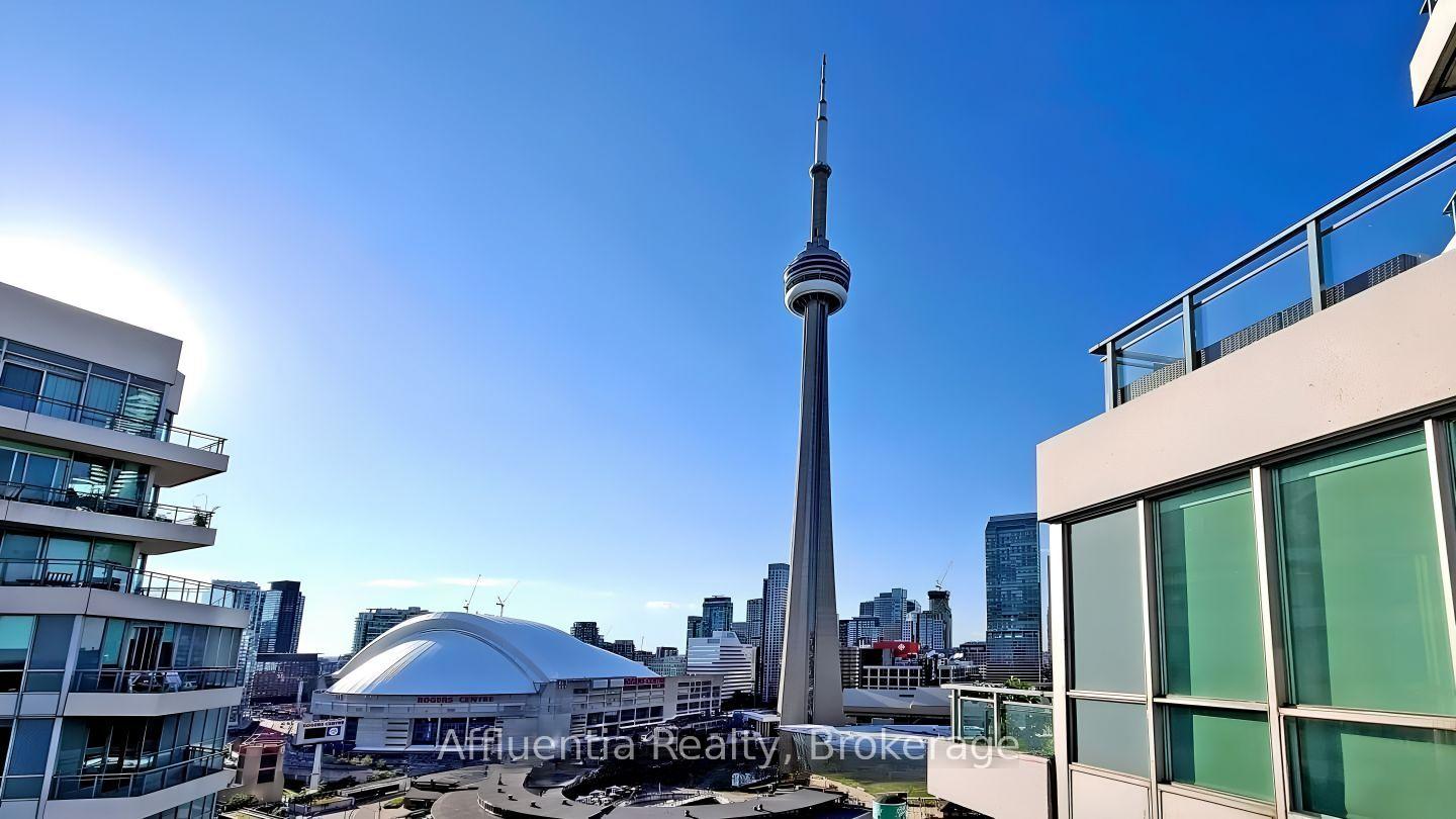 Photo 1 of Unit 3, 228 Queens Quay W, Toronto, Waterfront Communities — HOMEH
