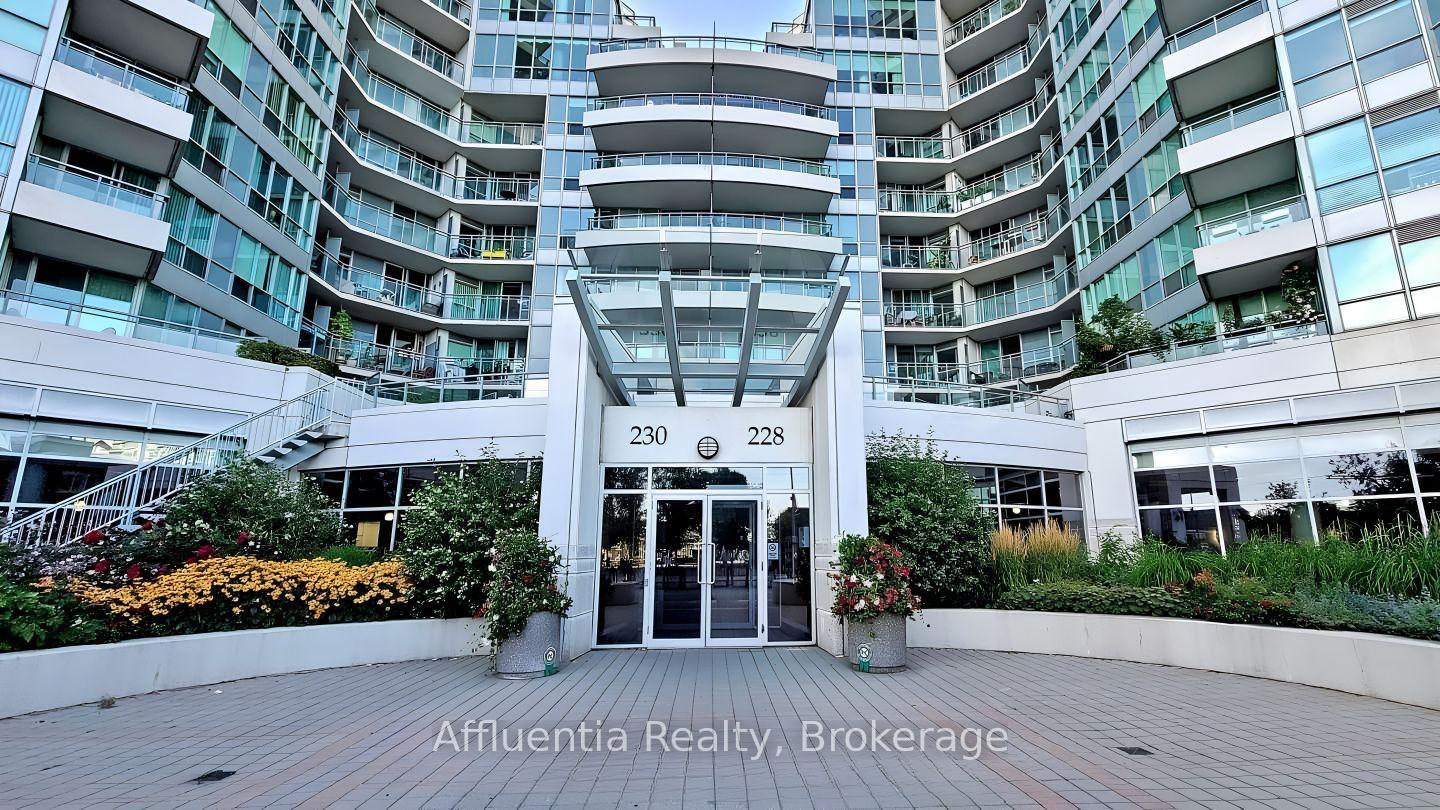 Photo 2 of Unit 3, 228 Queens Quay W, Toronto, Waterfront Communities — HOMEH