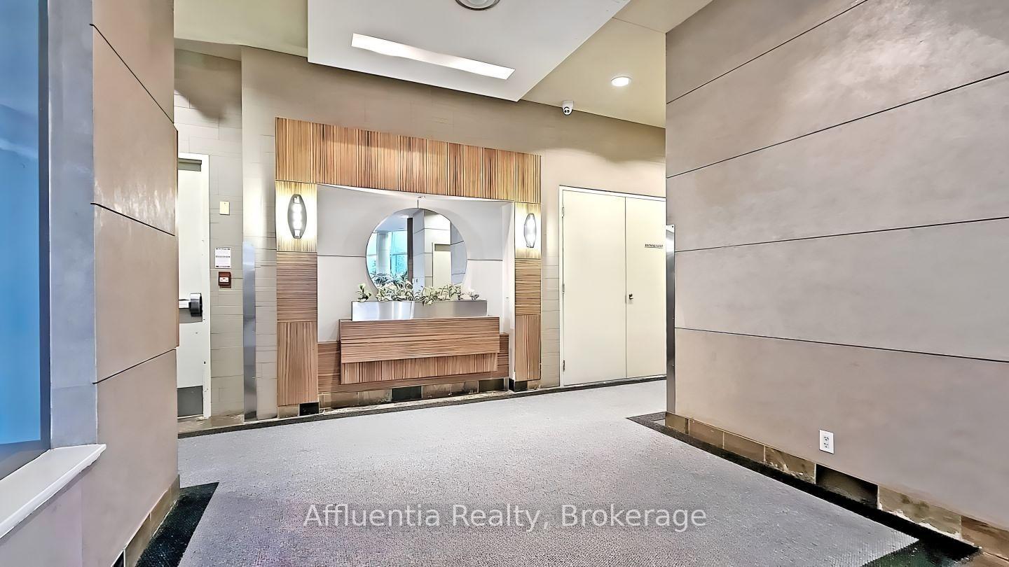 Photo 8 of Unit 3, 228 Queens Quay W, Toronto, Waterfront Communities — HOMEH