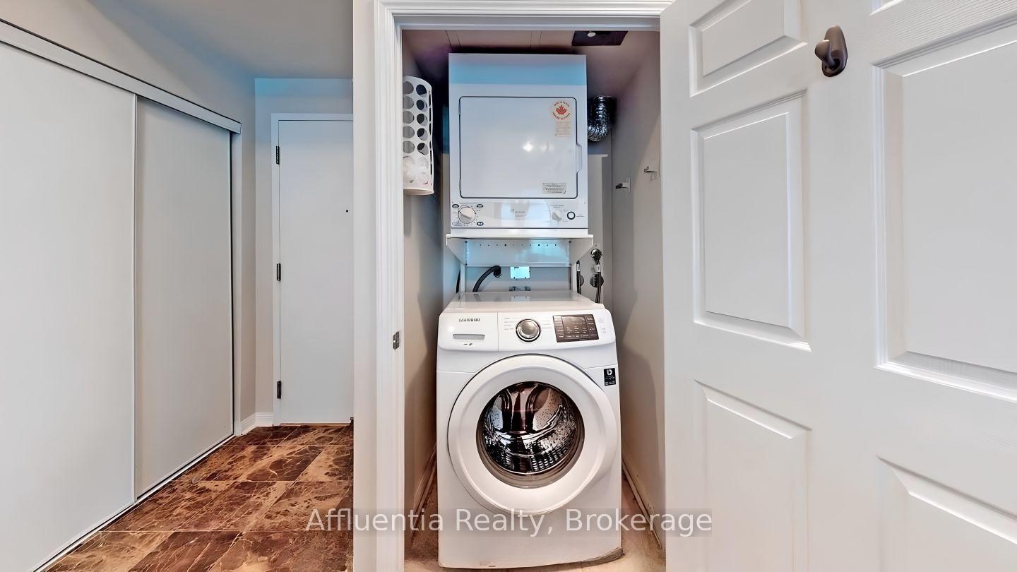 Photo 15 of Unit 3, 228 Queens Quay W, Toronto, Waterfront Communities — HOMEH