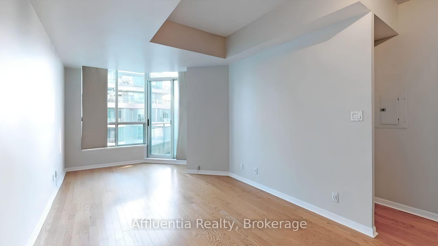 Photo 19 of Unit 3, 228 Queens Quay W, Toronto, Waterfront Communities — HOMEH
