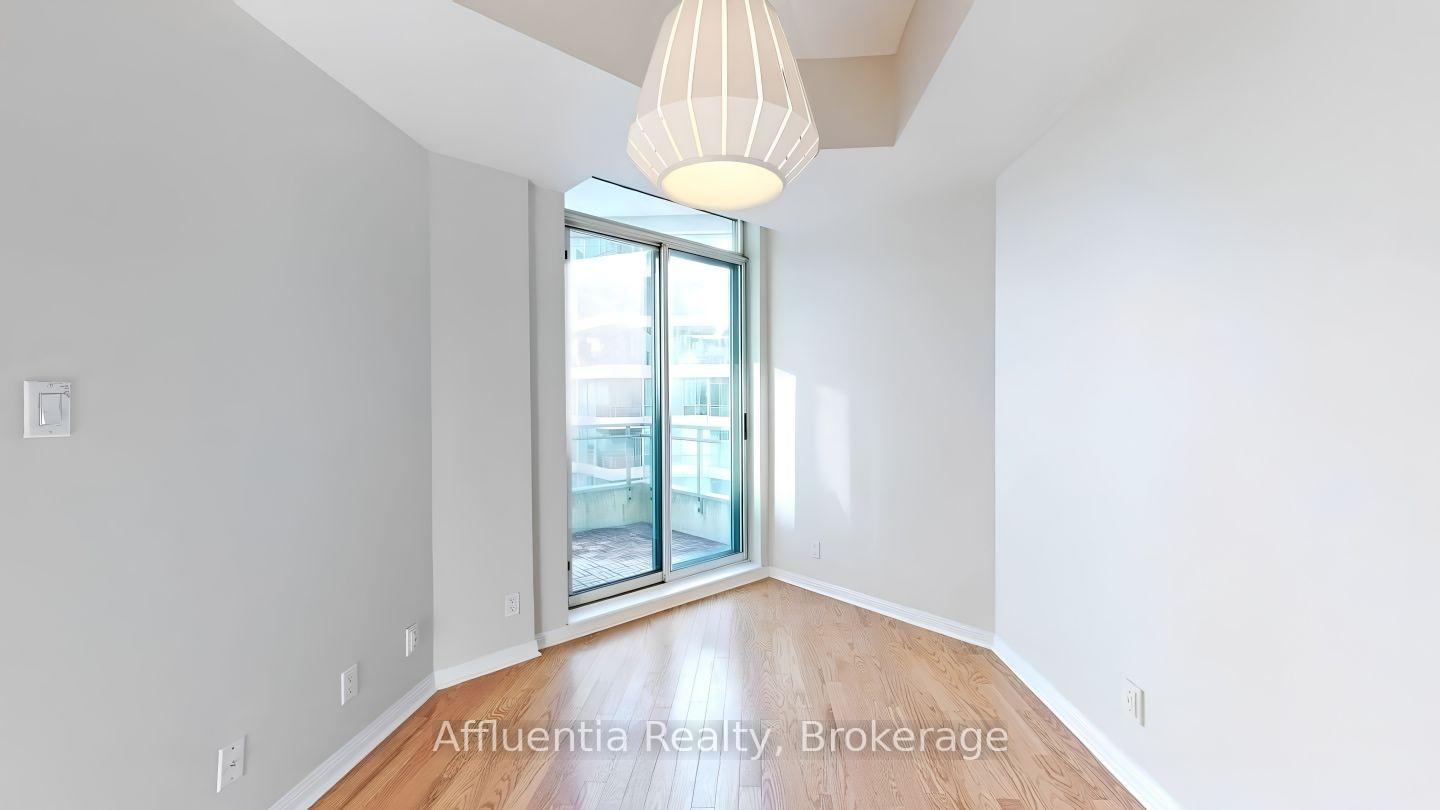 Photo 20 of Unit 3, 228 Queens Quay W, Toronto, Waterfront Communities — HOMEH