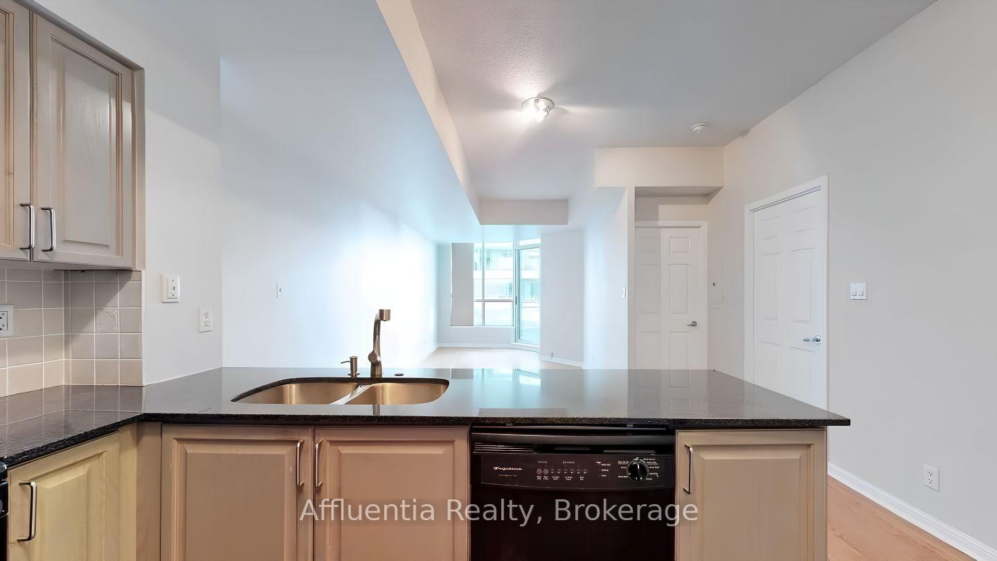 Photo 21 of Unit 3, 228 Queens Quay W, Toronto, Waterfront Communities — HOMEH