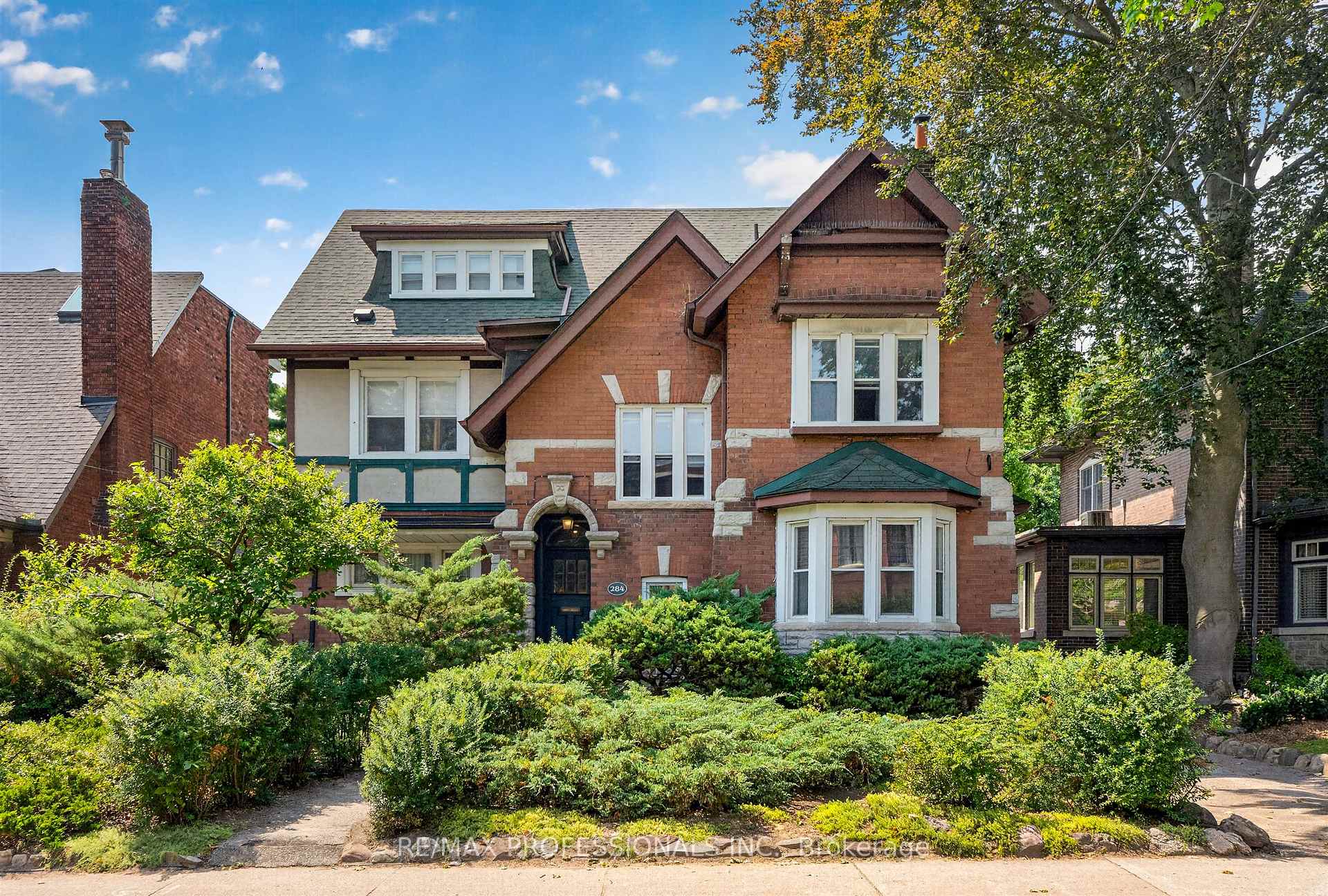 Photo 5 of 284 Indian Road, Toronto, High Park-Swansea — HOMEH
