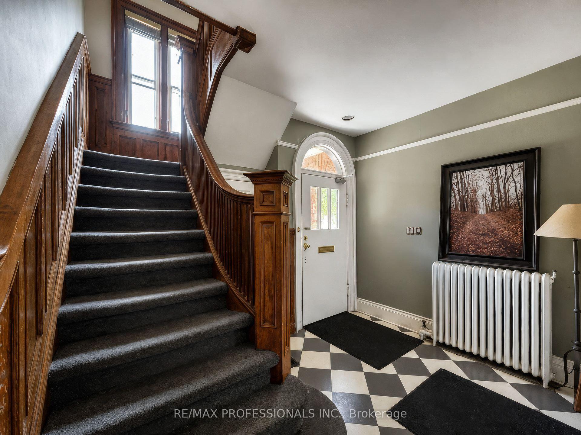 Photo 6 of 284 Indian Road, Toronto, High Park-Swansea — HOMEH