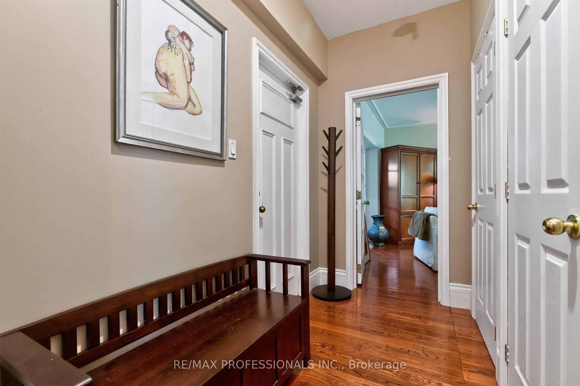 Photo 9 of 284 Indian Road, Toronto, High Park-Swansea — HOMEH