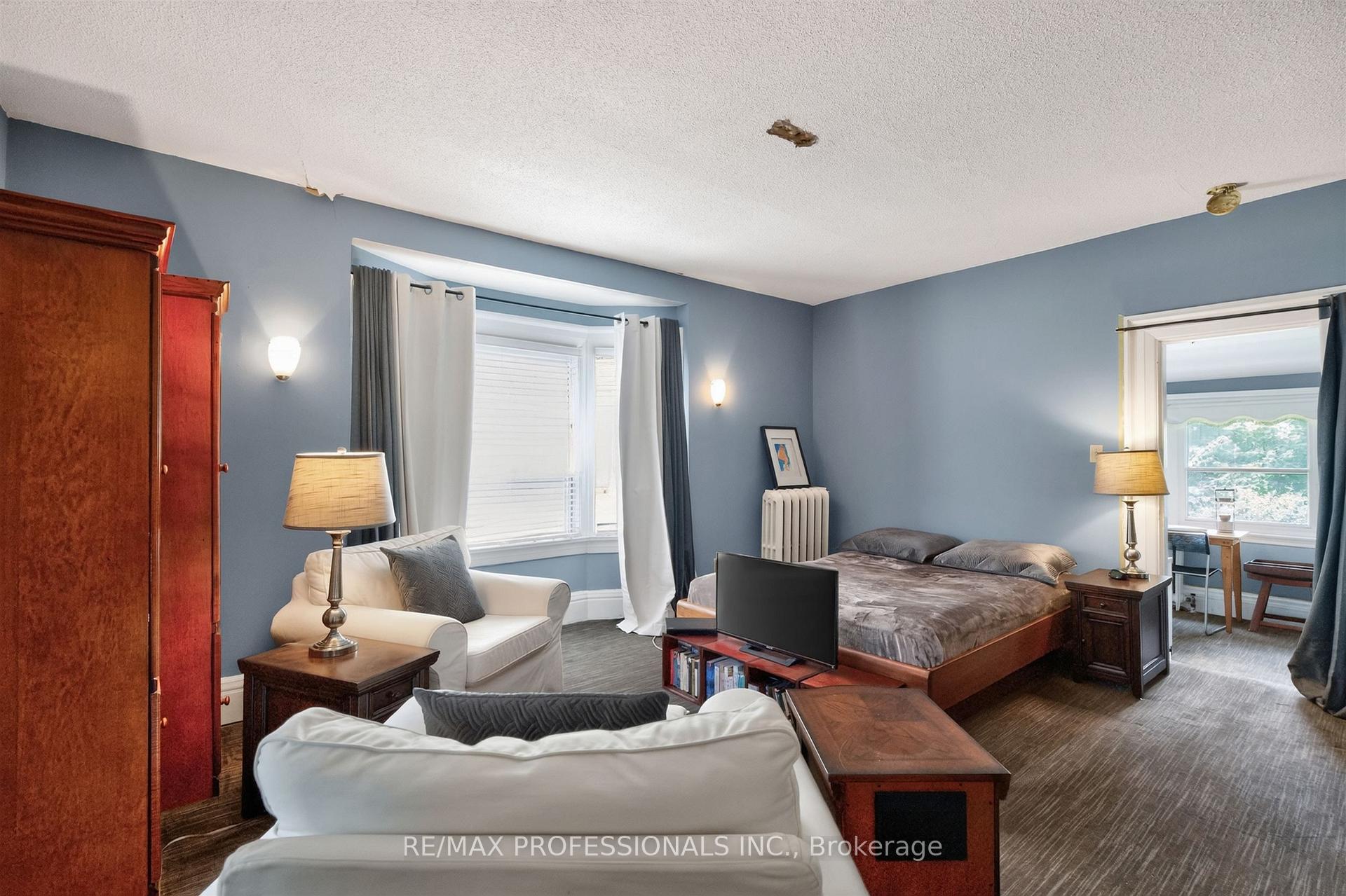 Photo 23 of 284 Indian Road, Toronto, High Park-Swansea — HOMEH