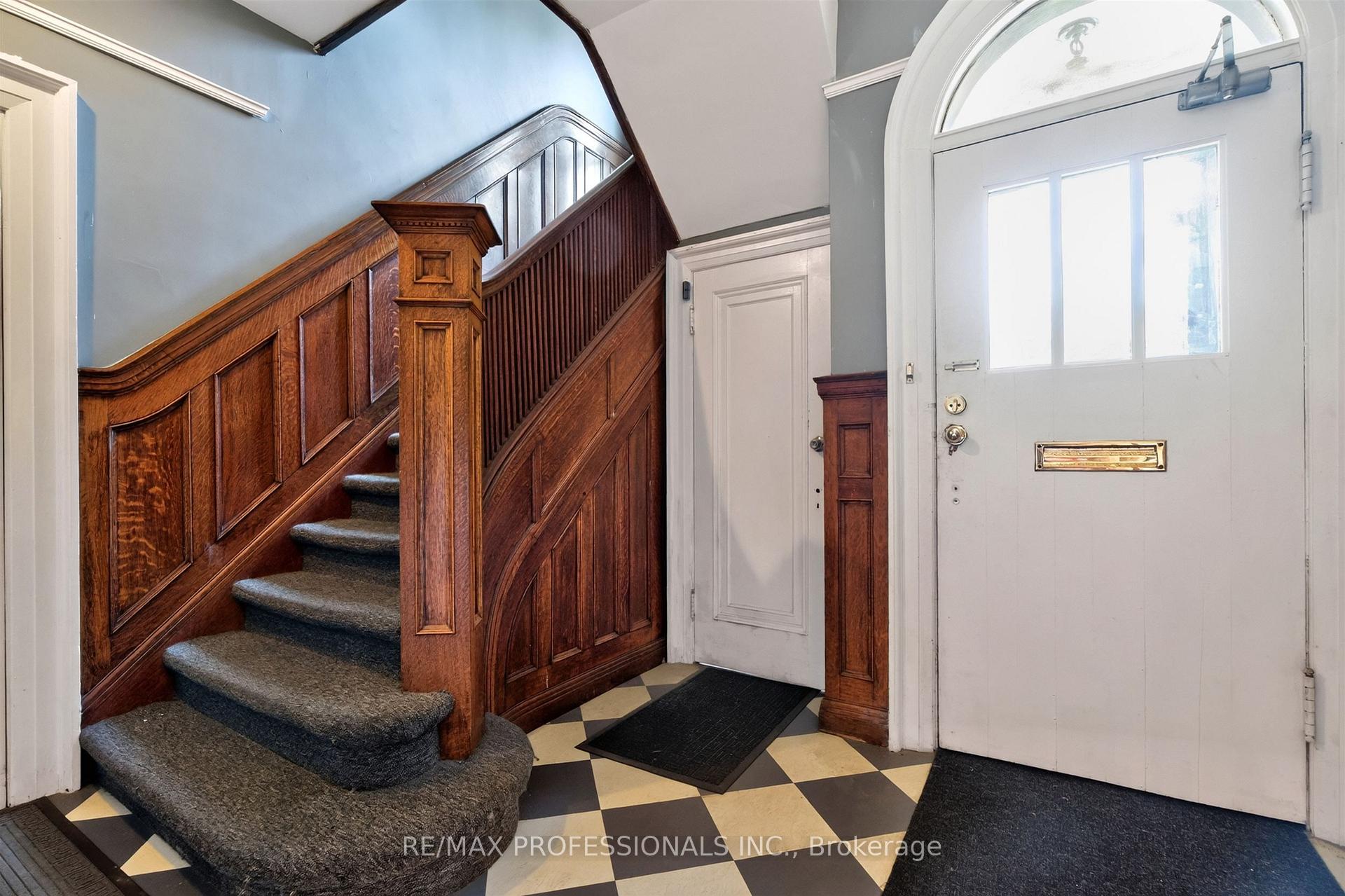 Photo 36 of 284 Indian Road, Toronto, High Park-Swansea — HOMEH
