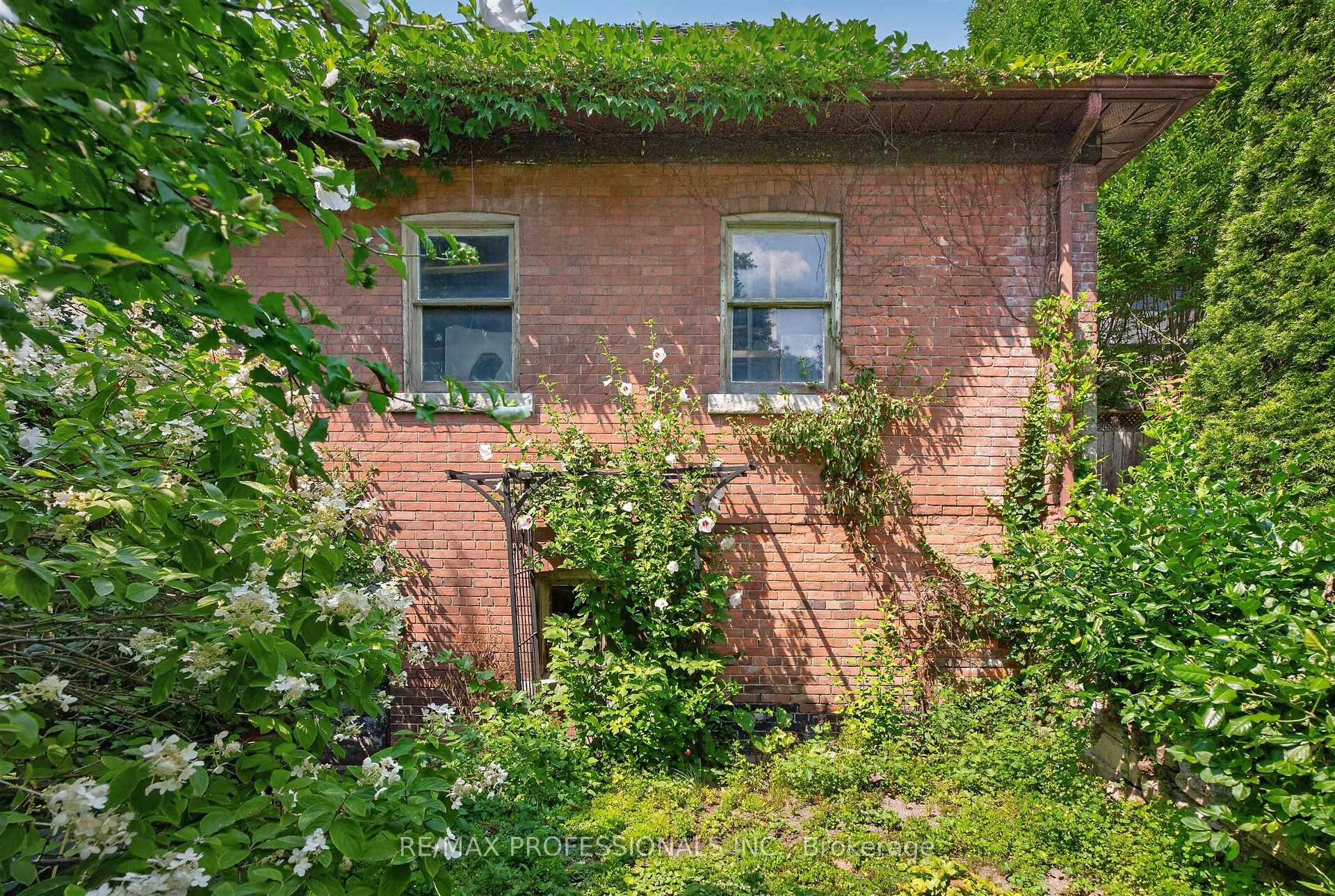 Photo 47 of 284 Indian Road, Toronto, High Park-Swansea — HOMEH