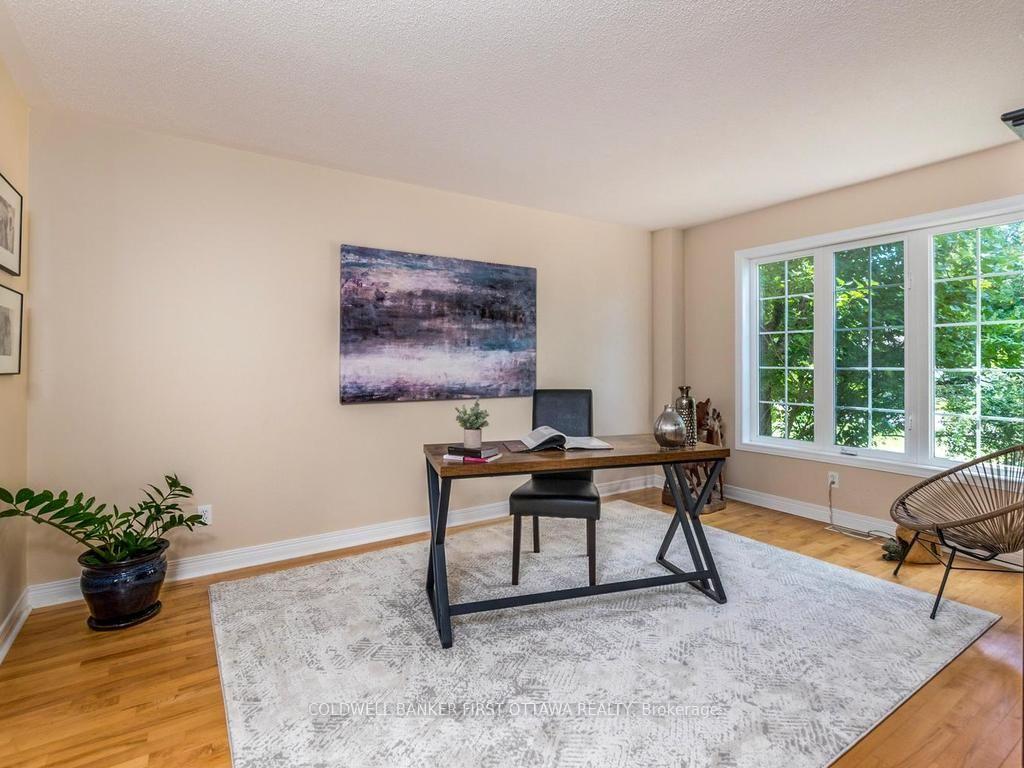 Photo 7 of 5 Hearn Crescent, Ottawa, Stittsville (South) — HOMEH