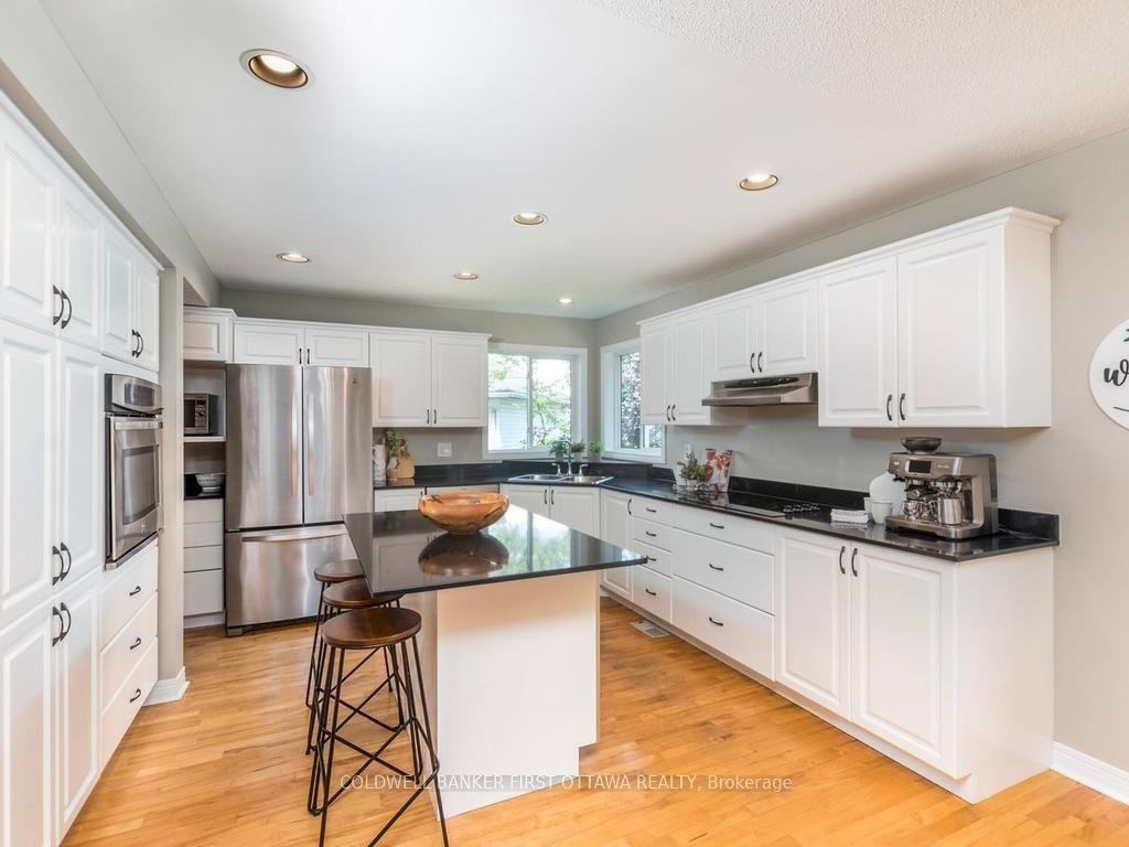 Photo 15 of 5 Hearn Crescent, Ottawa, Stittsville (South) — HOMEH