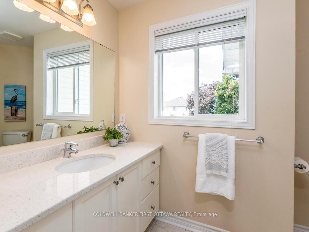 Photo 29 of 5 Hearn Crescent, Ottawa, Stittsville (South) — HOMEH