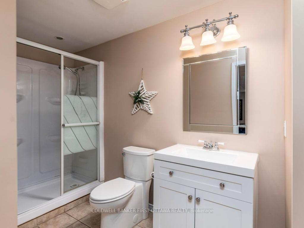 Photo 37 of 5 Hearn Crescent, Ottawa, Stittsville (South) — HOMEH
