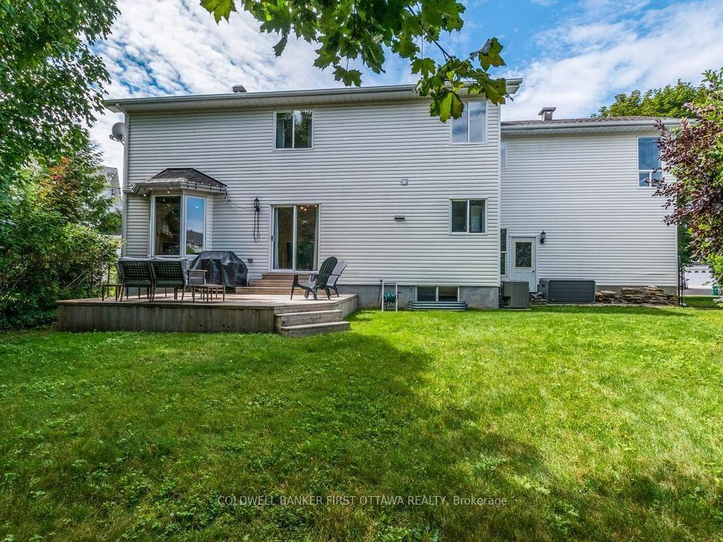 Photo 41 of 5 Hearn Crescent, Ottawa, Stittsville (South) — HOMEH