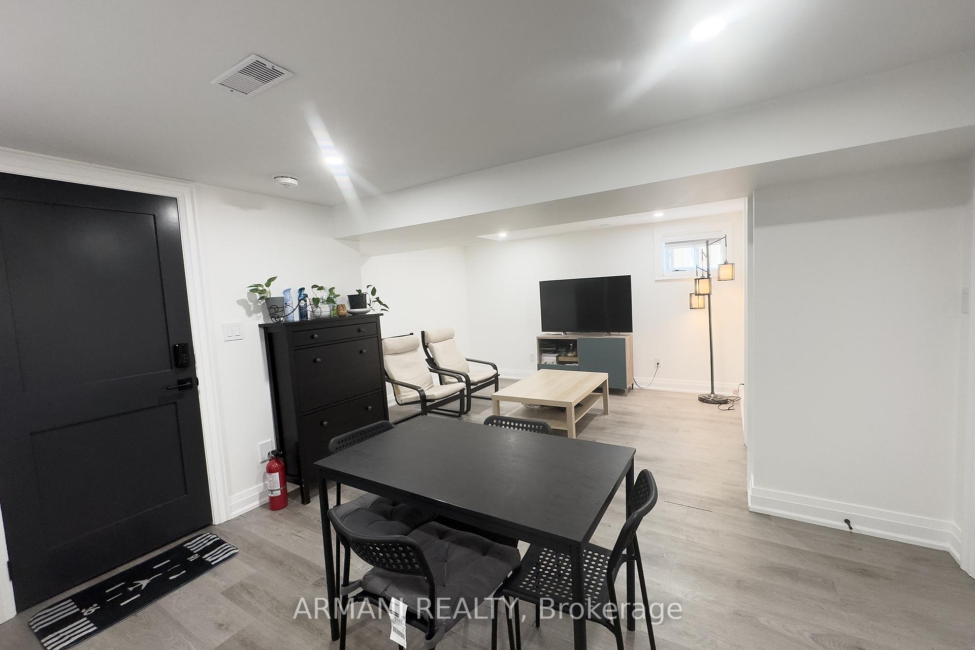 Photo 11 of Unit Basement, 97 Cuffley Crescent N, North York, Downsview-Roding-CFB — HOMEH