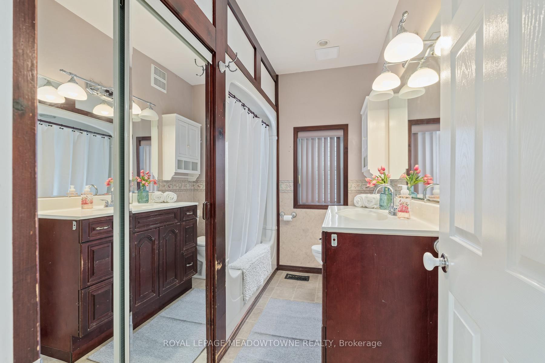 Photo 20 of 1442 Mill Street, Caledon, Cheltenham — HOMEH