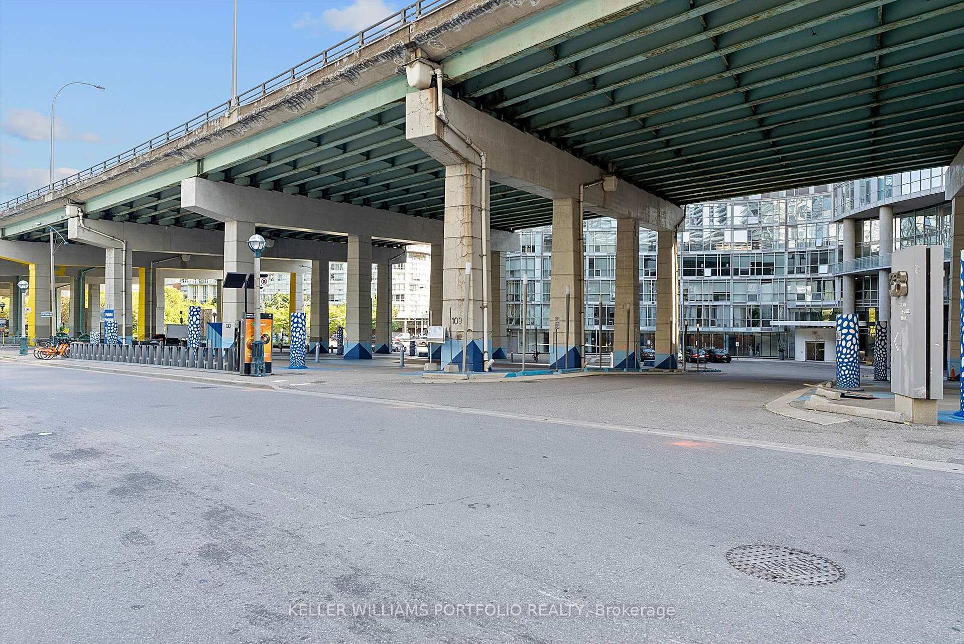 Photo 2 of Unit 2601, 38 Dan Leckie Way, Toronto, Waterfront Communities — HOMEH