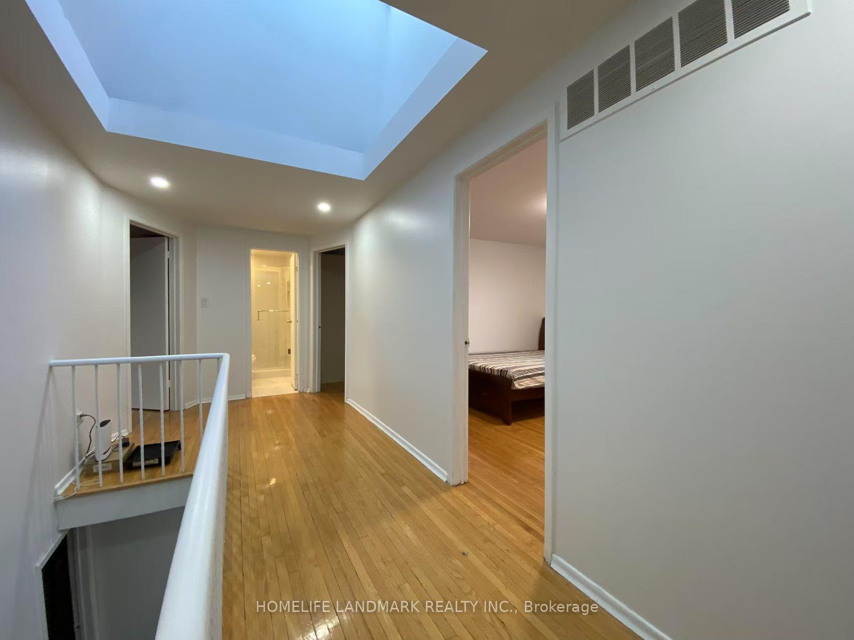Photo 4 of Unit B2, 43 Wakefield Crescent, Scarborough, L'Amoreaux — HOMEH