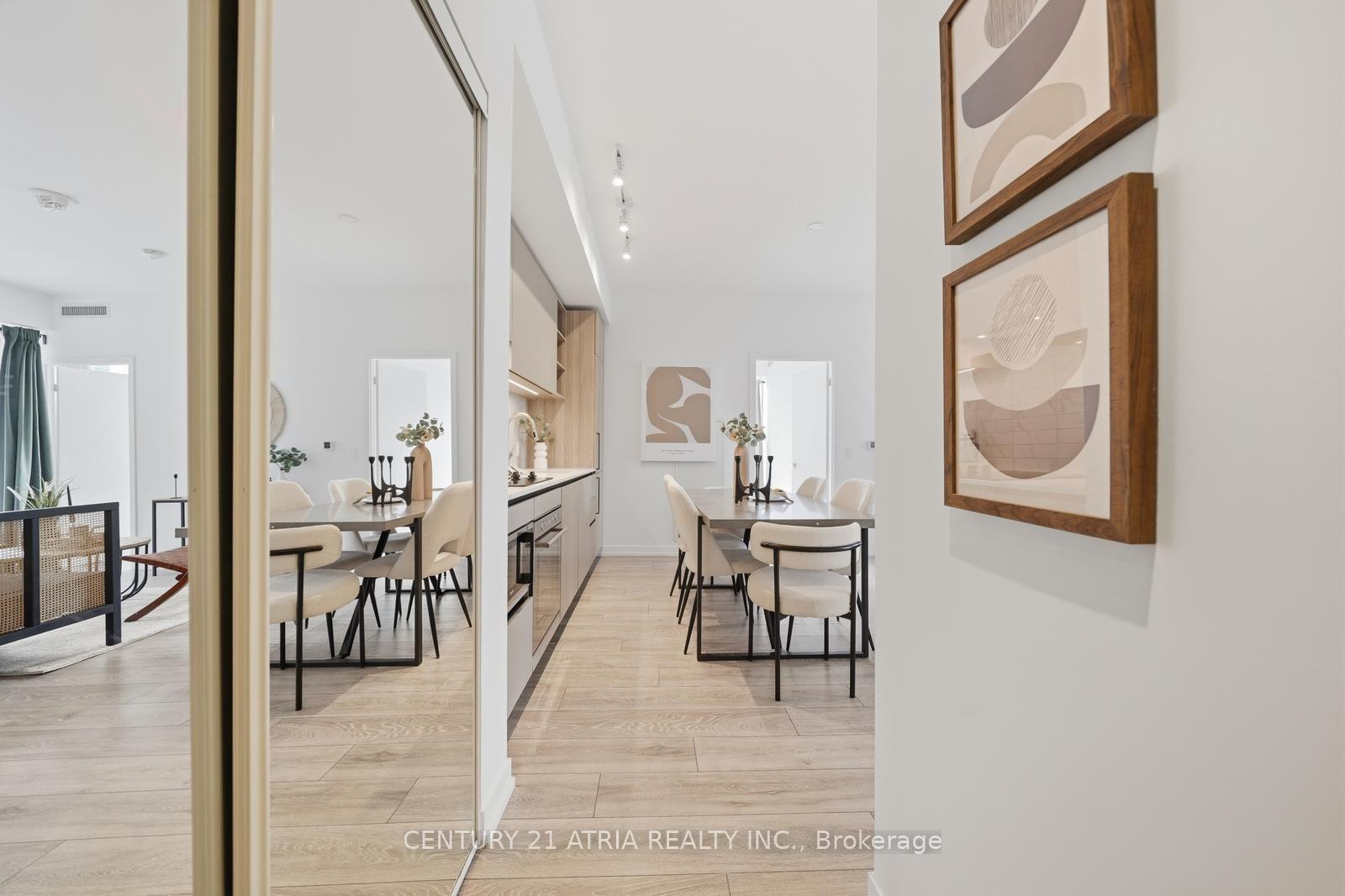 Photo 4 of Unit 1502, 55 Mercer Street, Toronto, Waterfront Communities — HOMEH