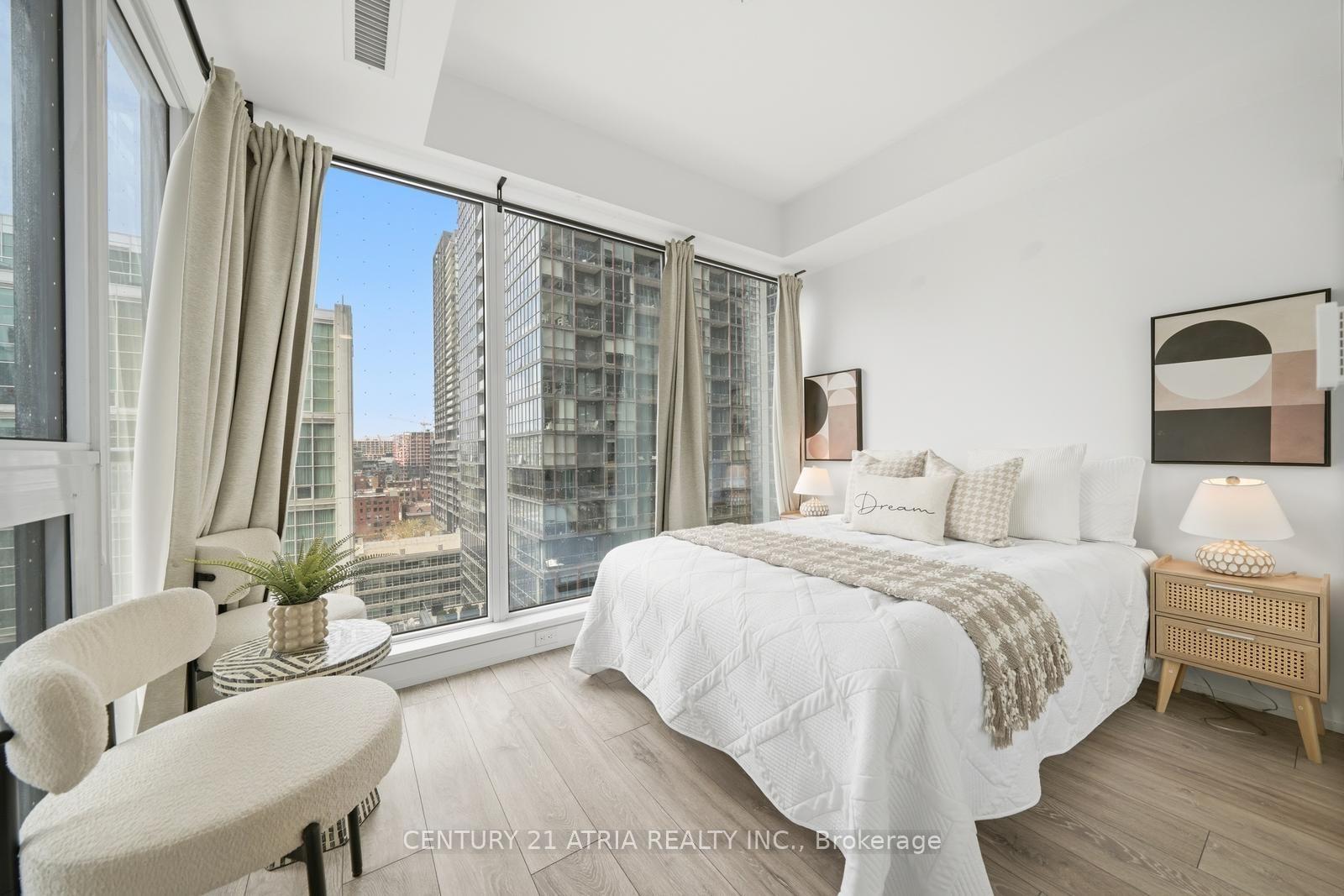 Photo 13 of Unit 1502, 55 Mercer Street, Toronto, Waterfront Communities — HOMEH