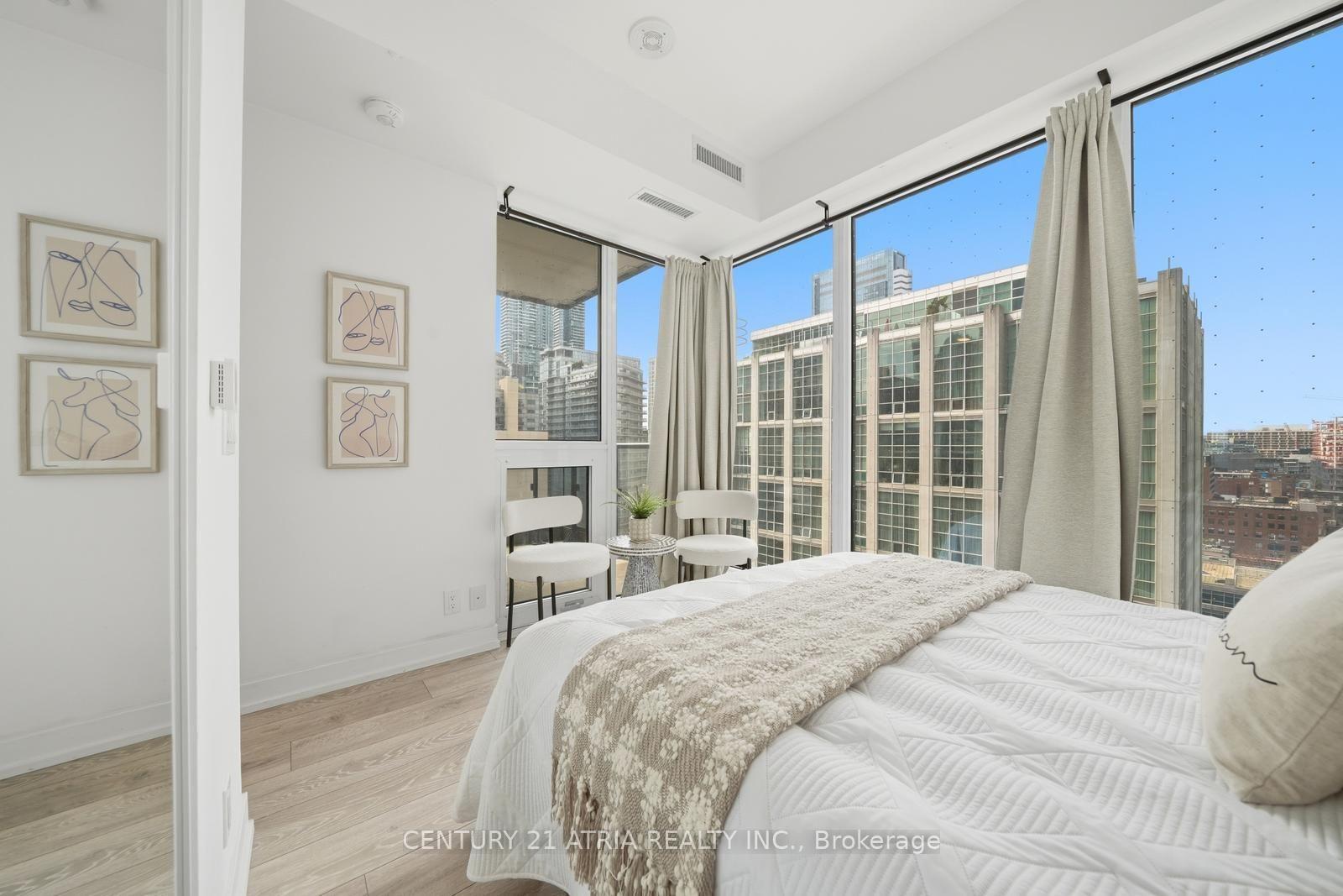 Photo 15 of Unit 1502, 55 Mercer Street, Toronto, Waterfront Communities — HOMEH