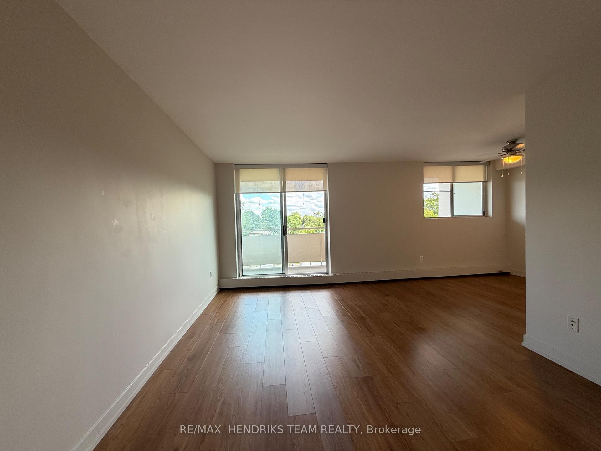 Photo 5 of Unit 508, 4982 Chrysler Avenue, Niagara Falls, Downtown — HOMEH