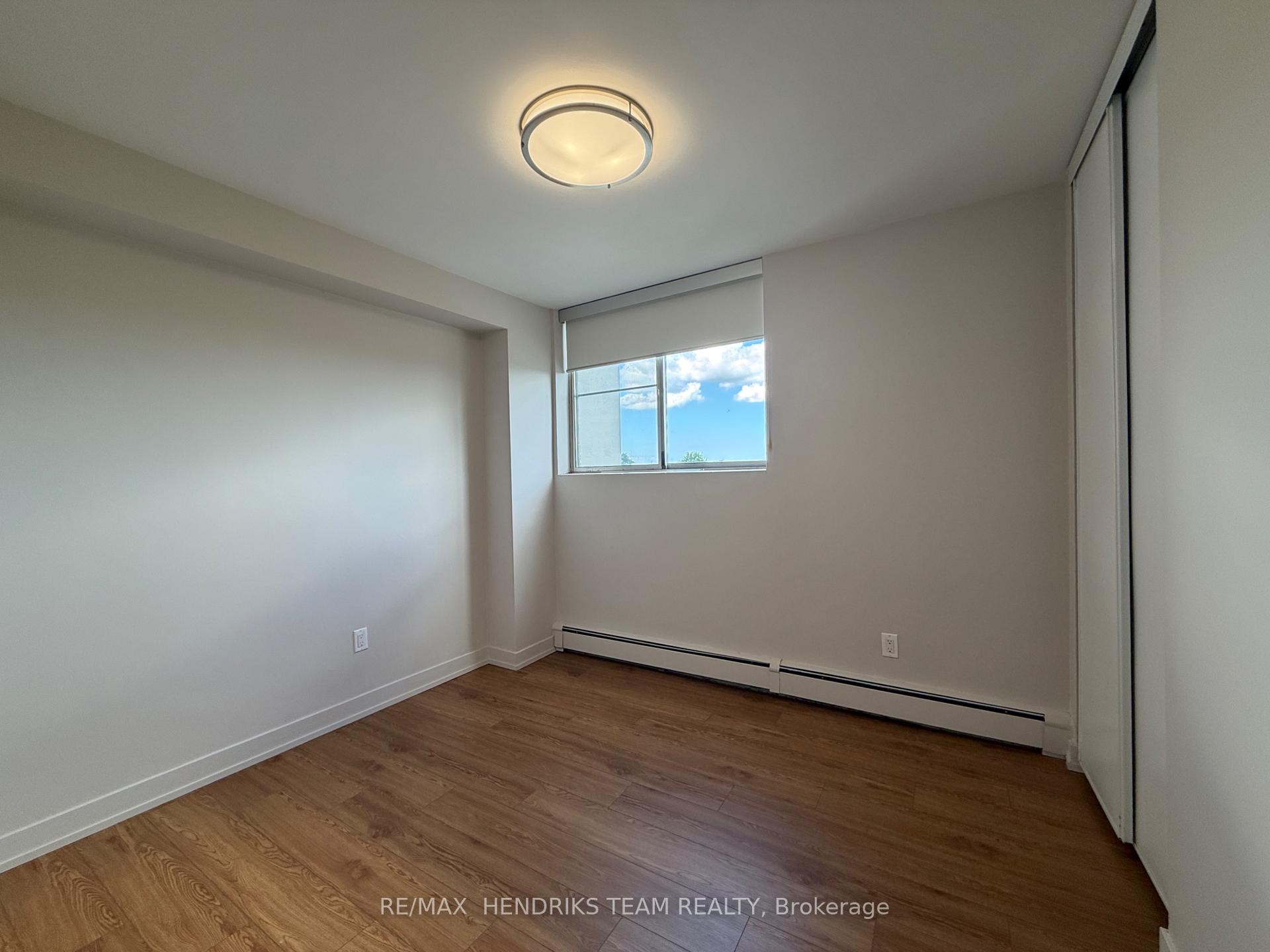 Photo 7 of Unit 508, 4982 Chrysler Avenue, Niagara Falls, Downtown — HOMEH