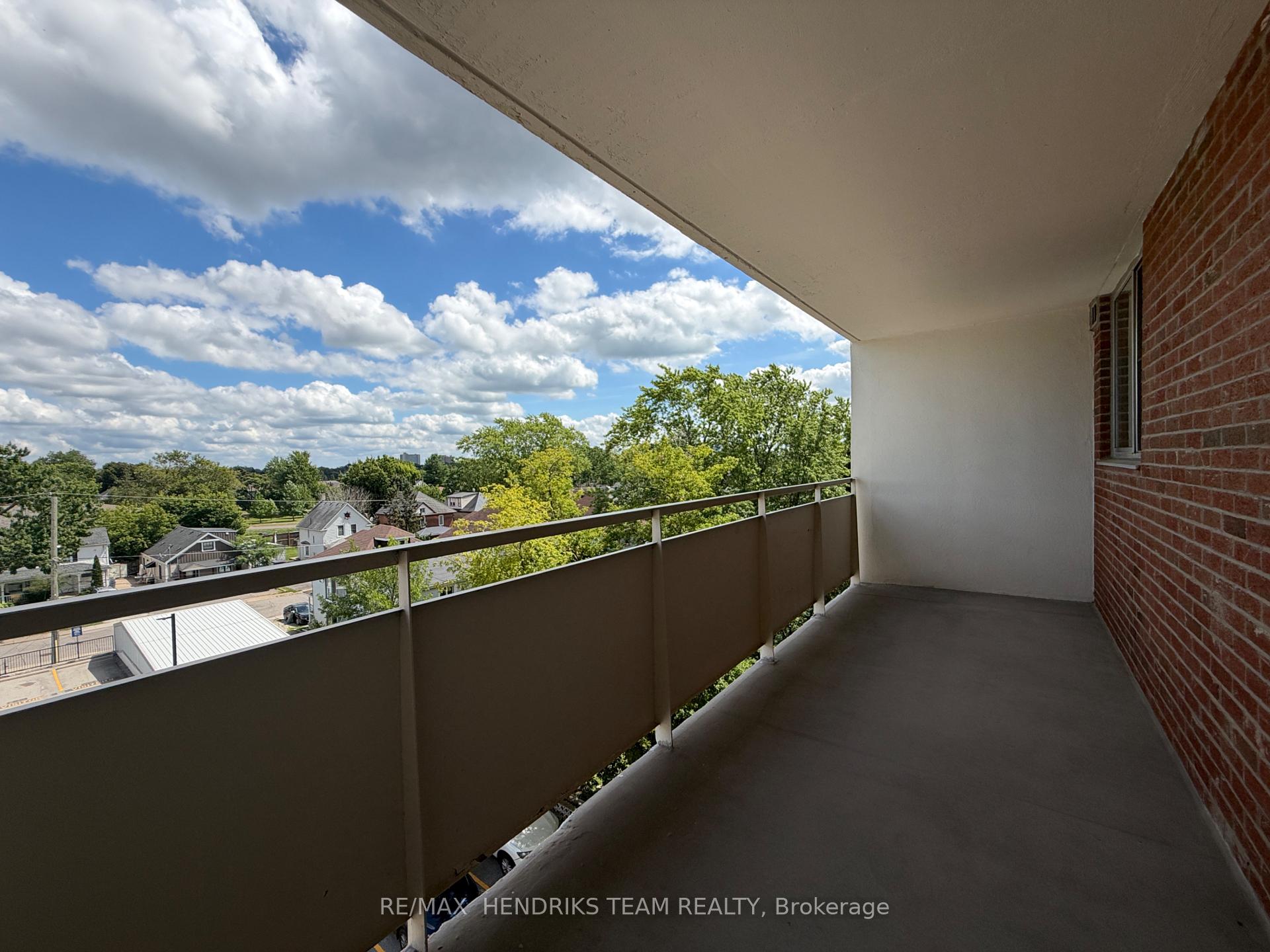 Photo 11 of Unit 508, 4982 Chrysler Avenue, Niagara Falls, Downtown — HOMEH