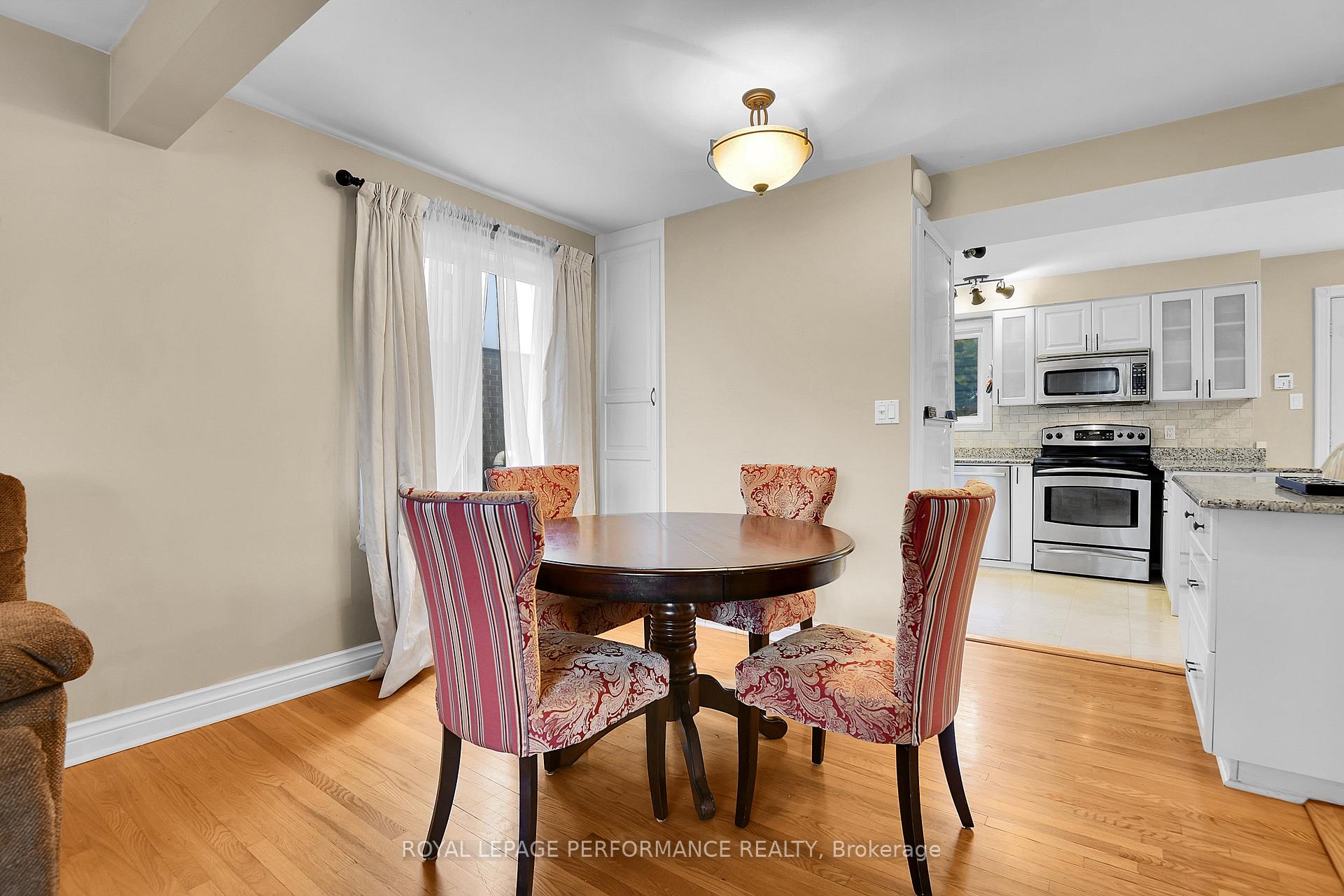 Photo 8 of 1841 Beattie Avenue, Ottawa, Playfair Park — HOMEH