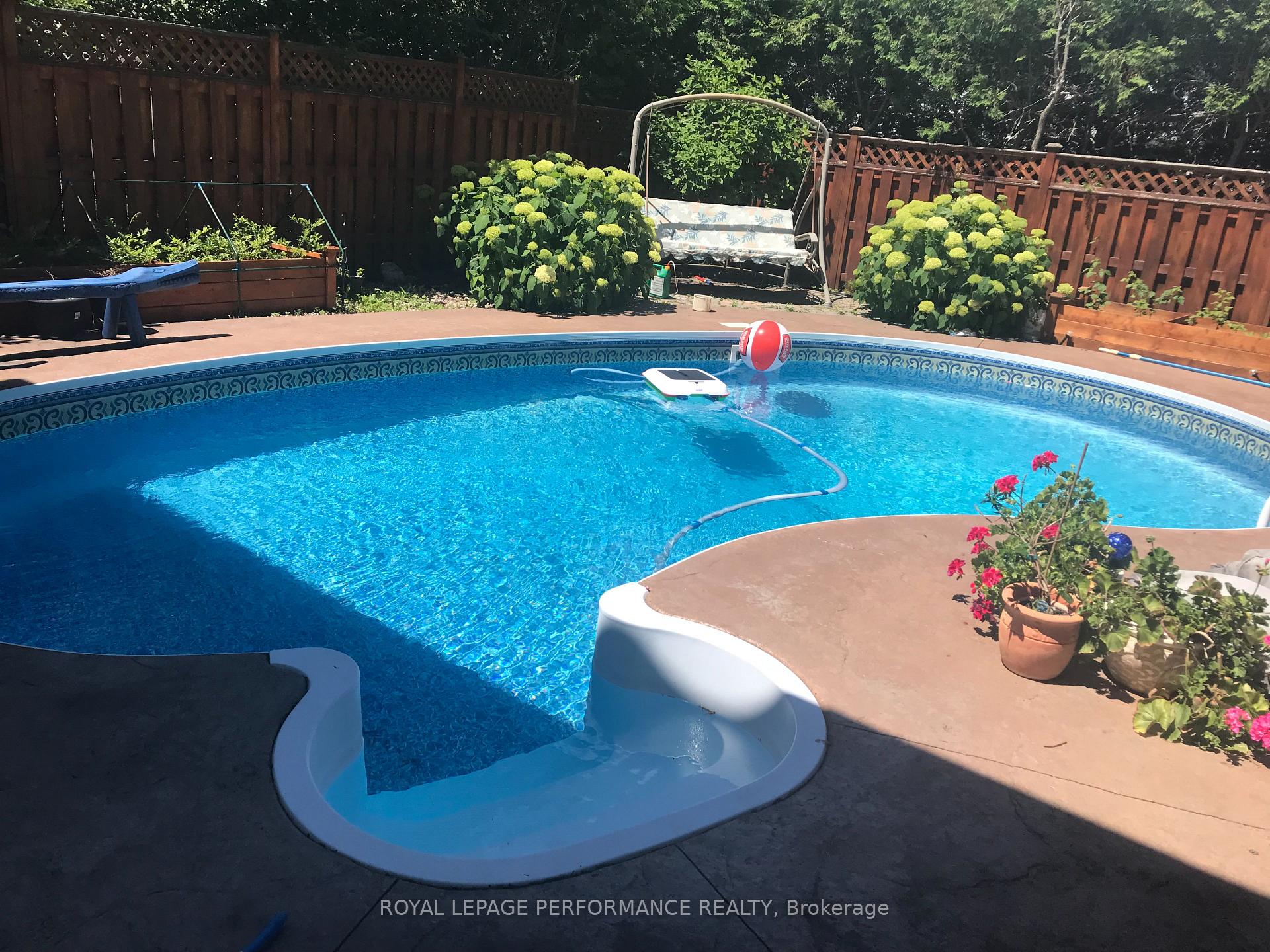 Photo 33 of 1841 Beattie Avenue, Ottawa, Playfair Park — HOMEH