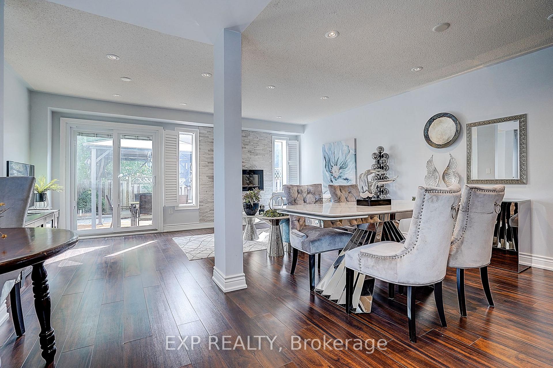 Photo 7 of 626 Walpole Crescent, Newmarket, Stonehaven-Wyndham — HOMEH