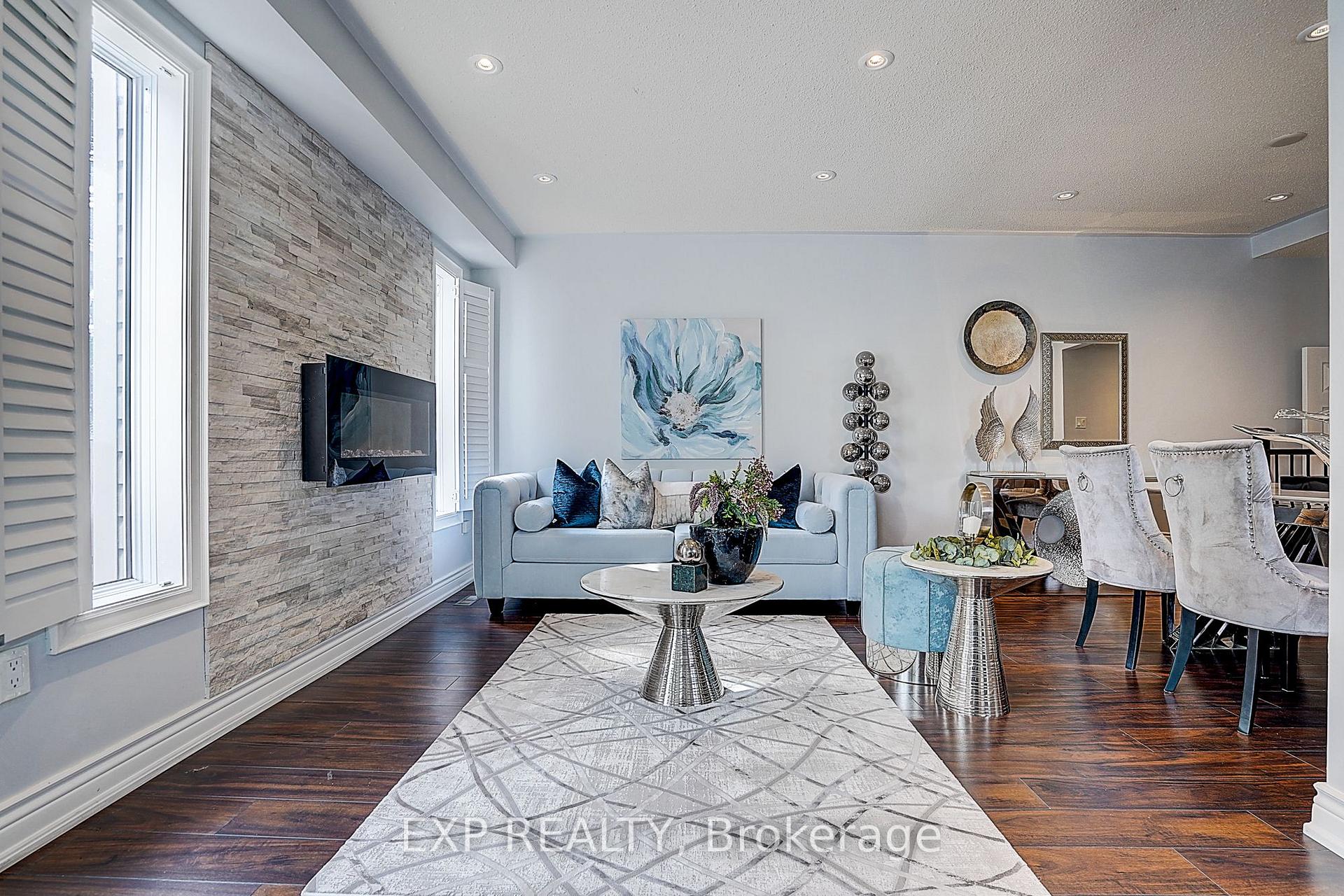 Photo 9 of 626 Walpole Crescent, Newmarket, Stonehaven-Wyndham — HOMEH