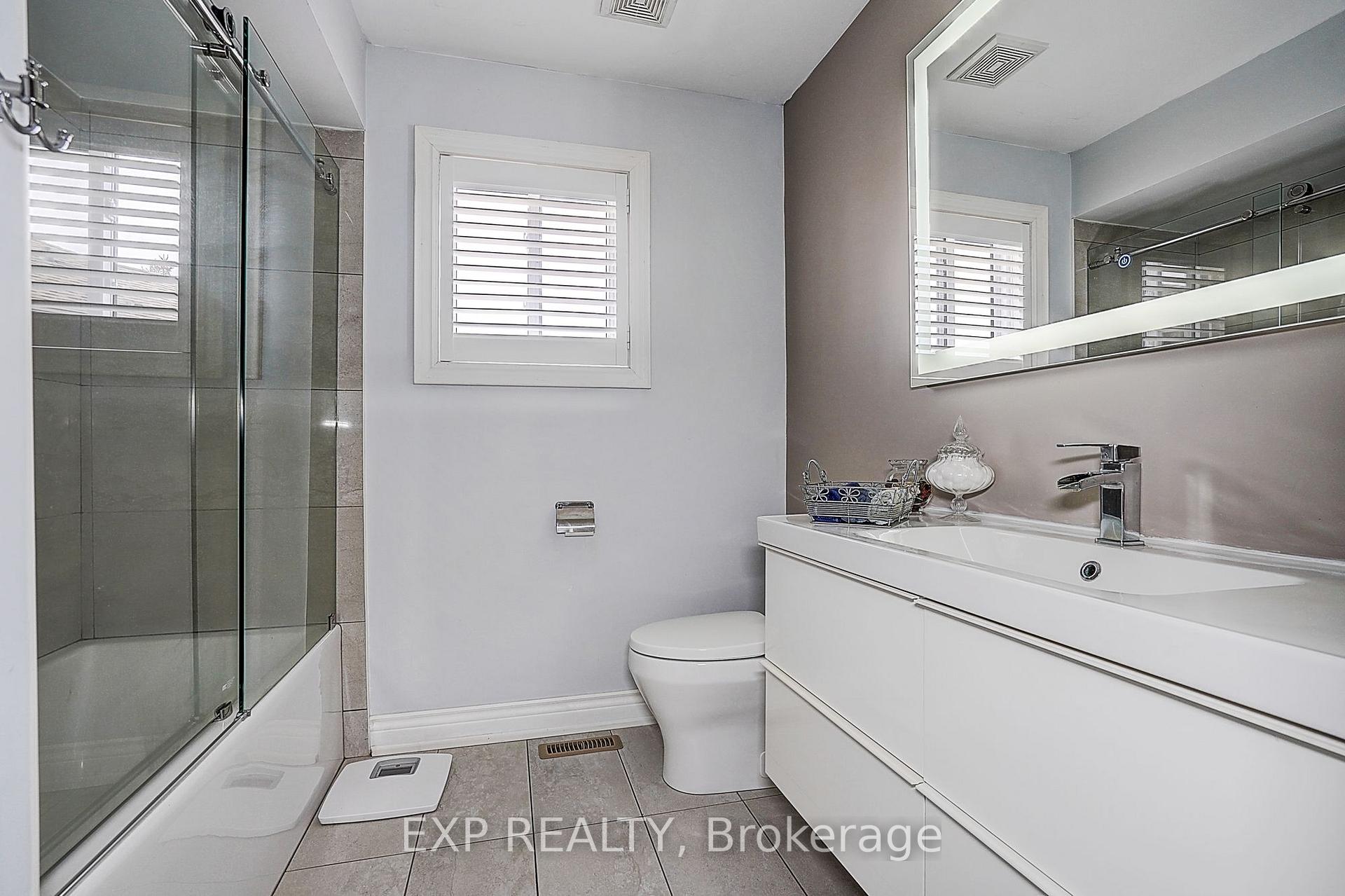 Photo 24 of 626 Walpole Crescent, Newmarket, Stonehaven-Wyndham — HOMEH