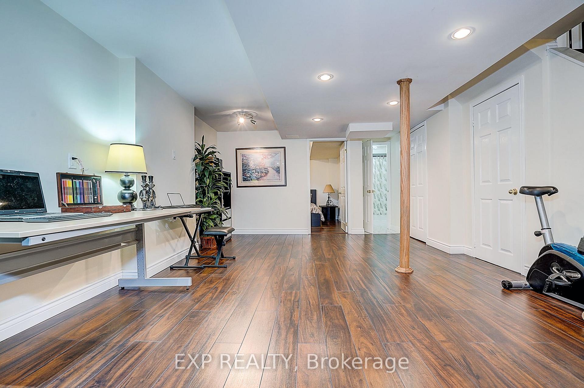 Photo 25 of 626 Walpole Crescent, Newmarket, Stonehaven-Wyndham — HOMEH