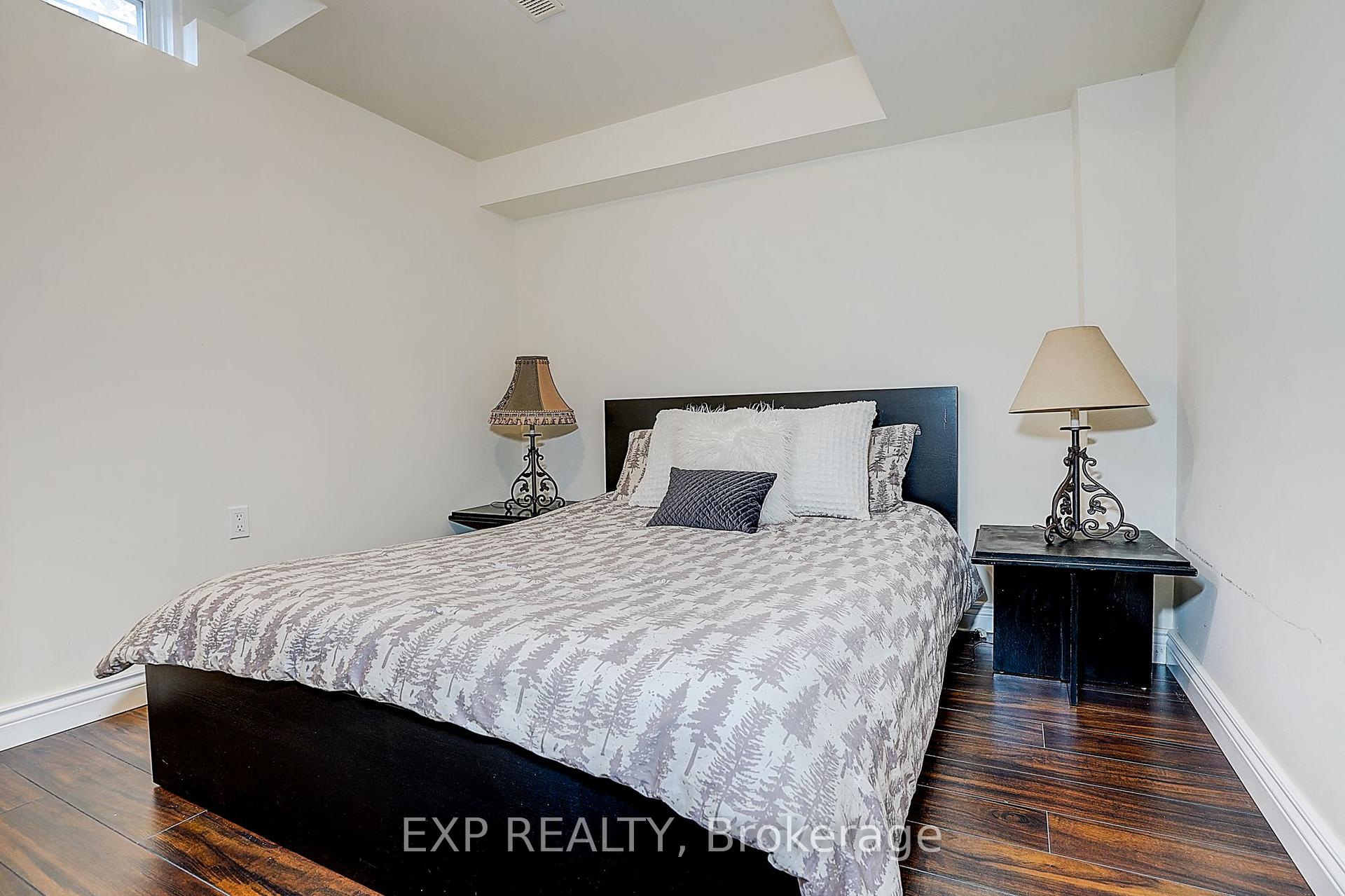 Photo 27 of 626 Walpole Crescent, Newmarket, Stonehaven-Wyndham — HOMEH