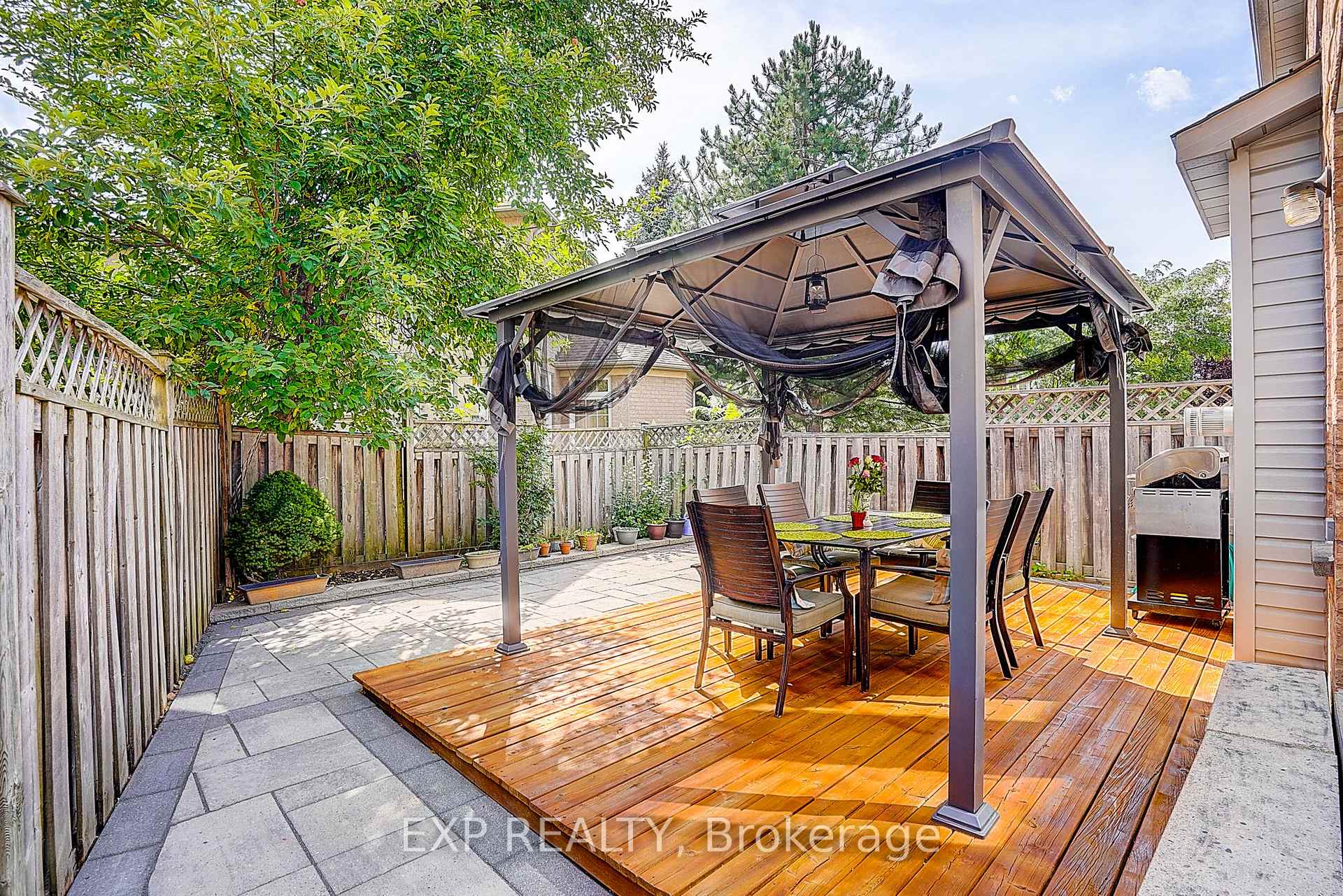 Photo 32 of 626 Walpole Crescent, Newmarket, Stonehaven-Wyndham — HOMEH