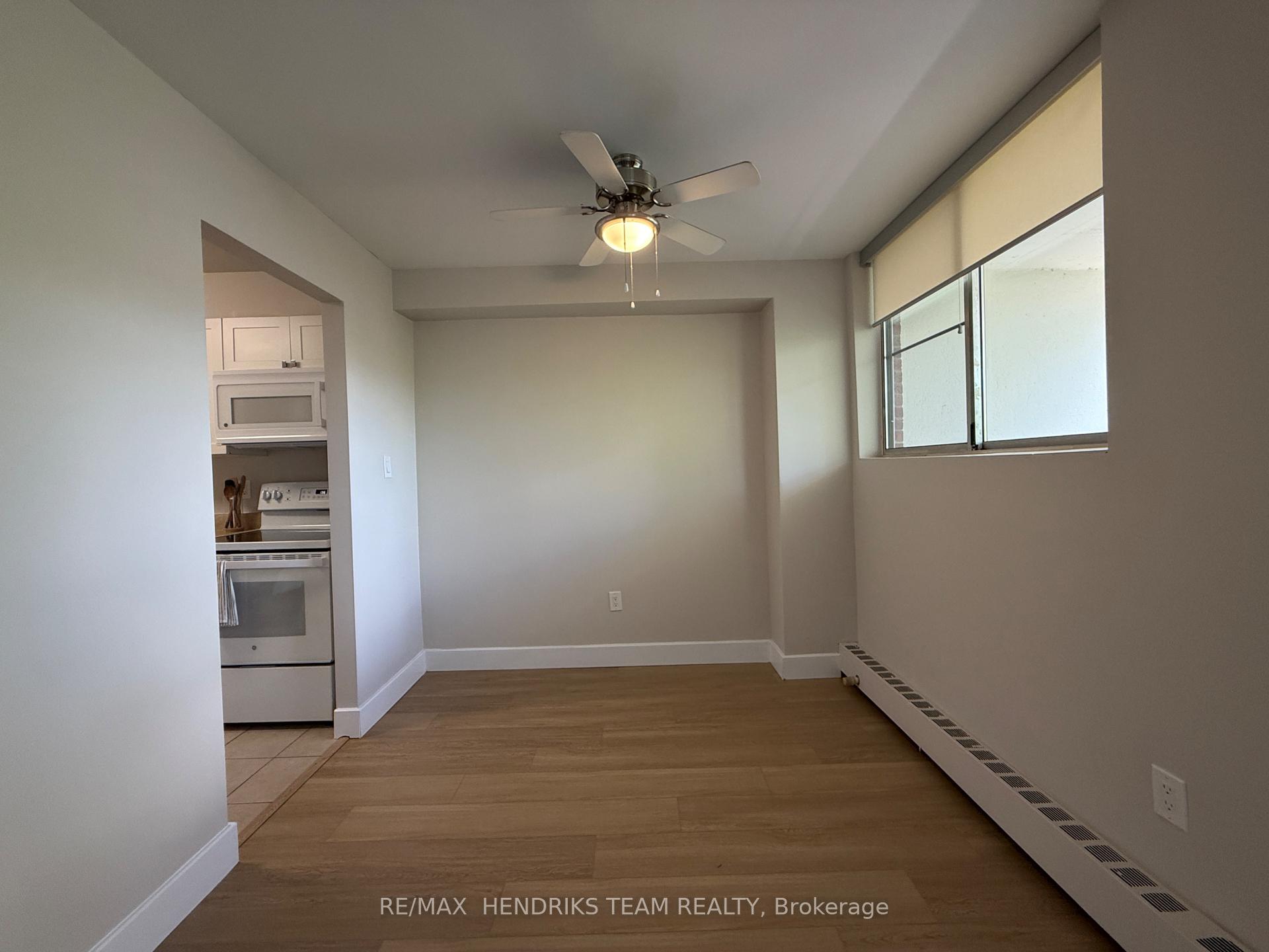 Photo 4 of Unit 302, 4982 Chrysler Avenue, Niagara Falls, Downtown — HOMEH
