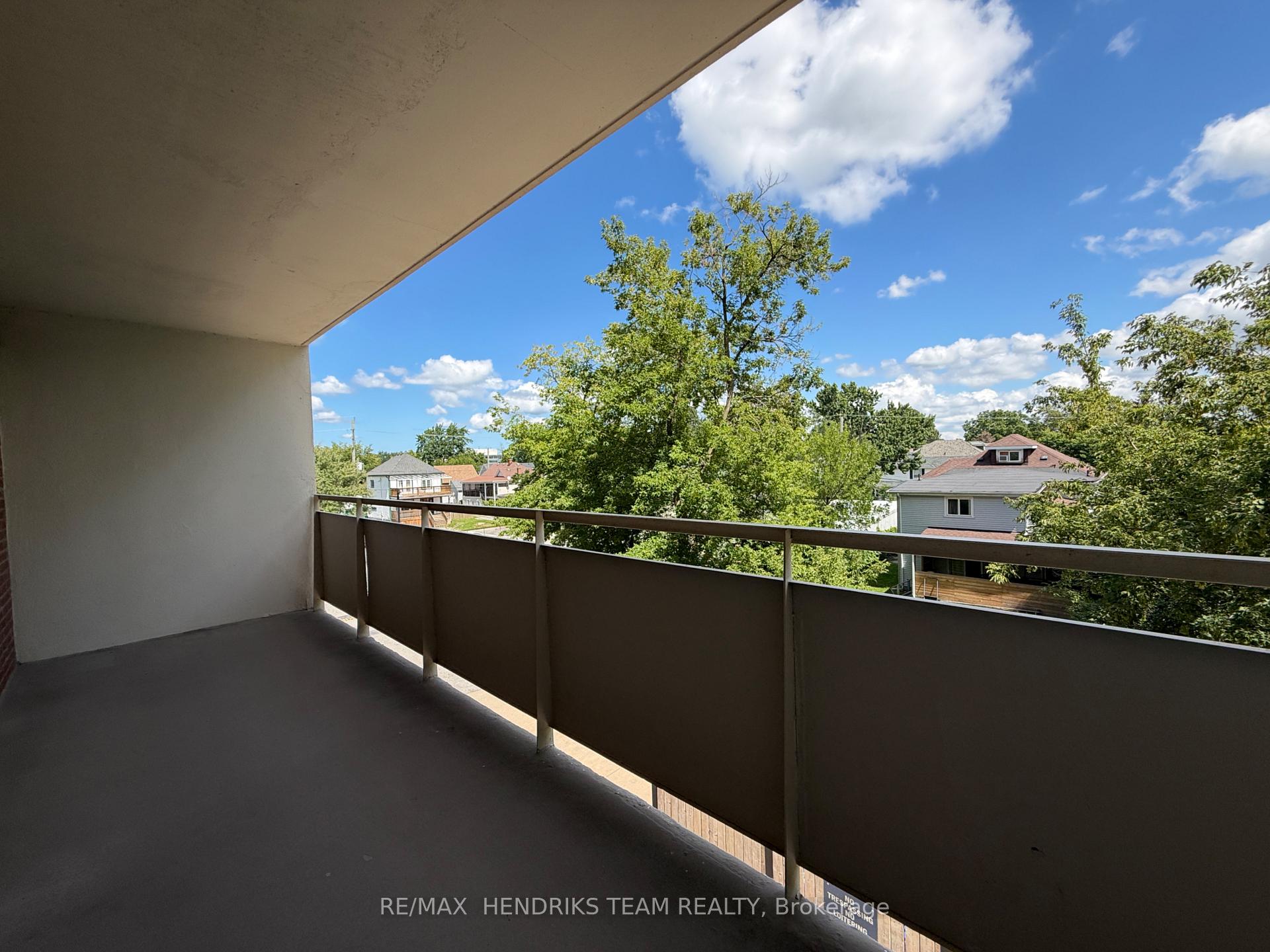 Photo 13 of Unit 302, 4982 Chrysler Avenue, Niagara Falls, Downtown — HOMEH