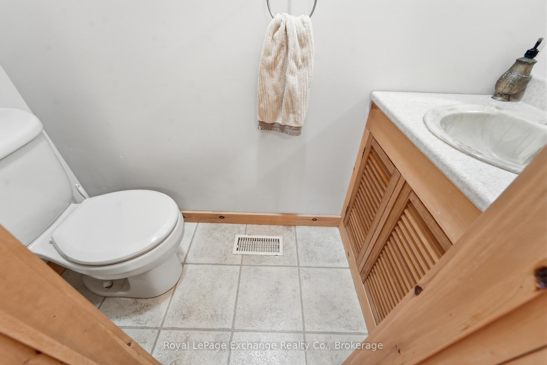 Photo 20 of 141 Bell Drive, Huron-Kinloss — HOMEH