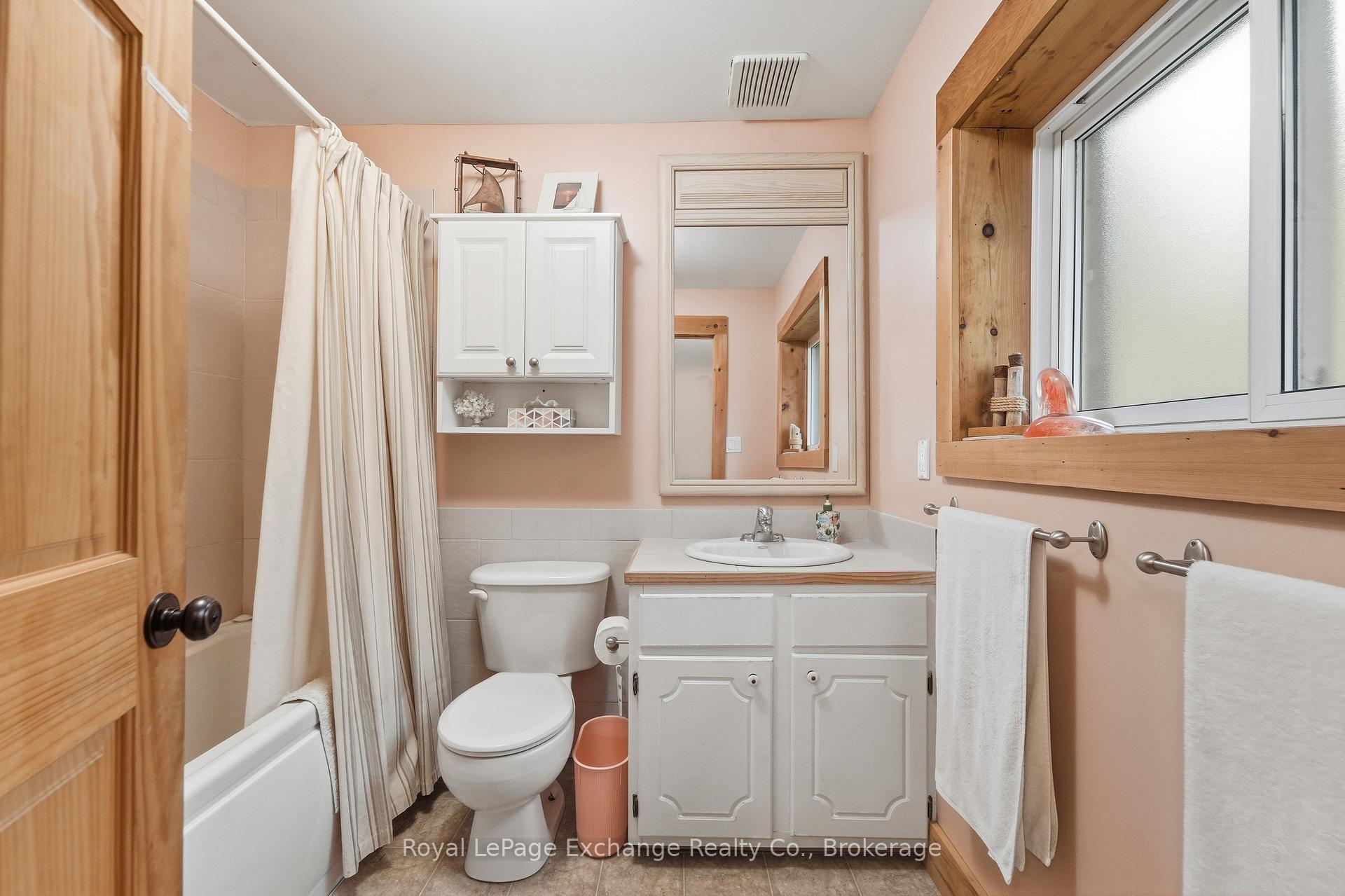 Photo 22 of 141 Bell Drive, Huron-Kinloss — HOMEH