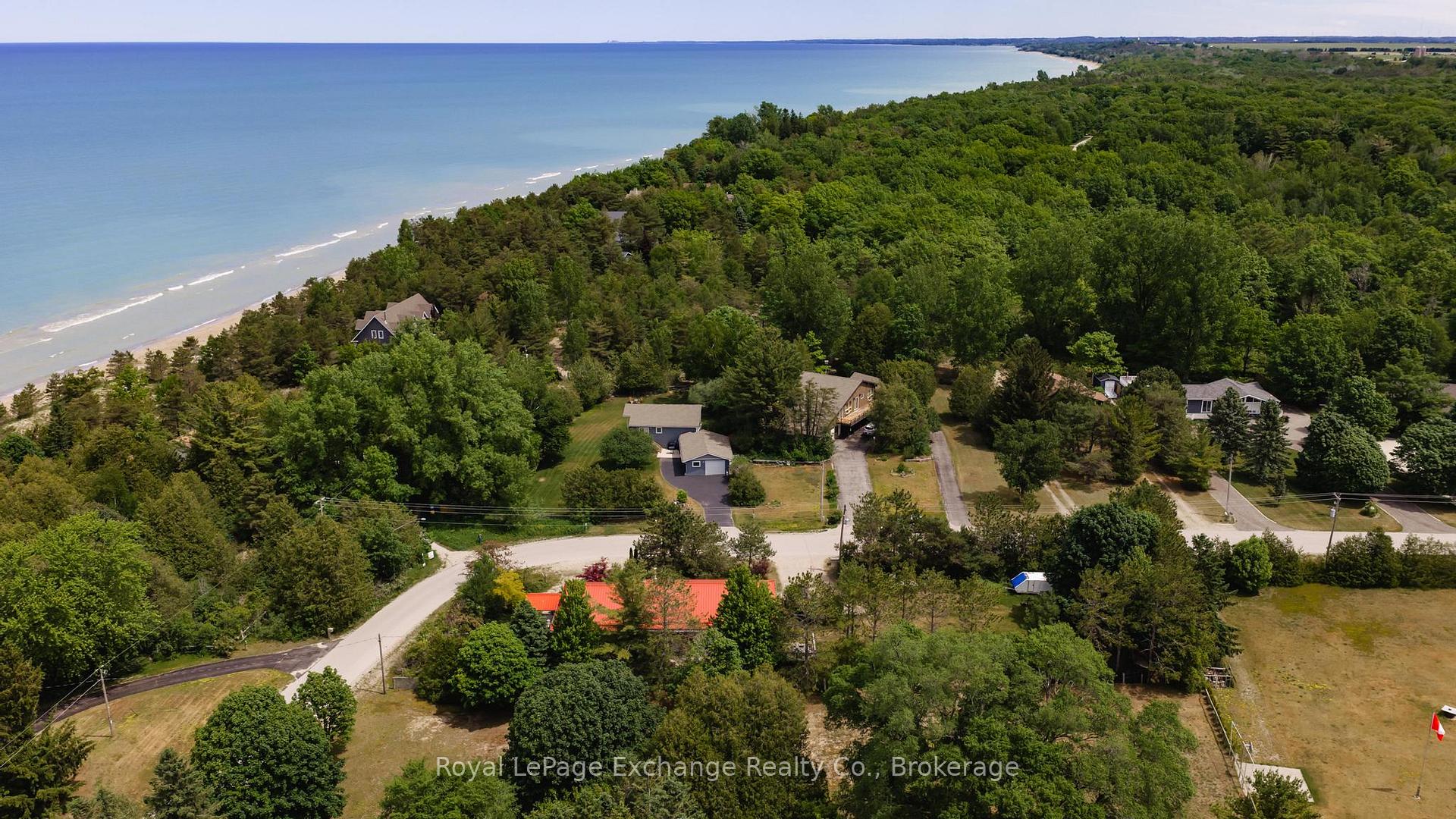 Photo 47 of 141 Bell Drive, Huron-Kinloss — HOMEH