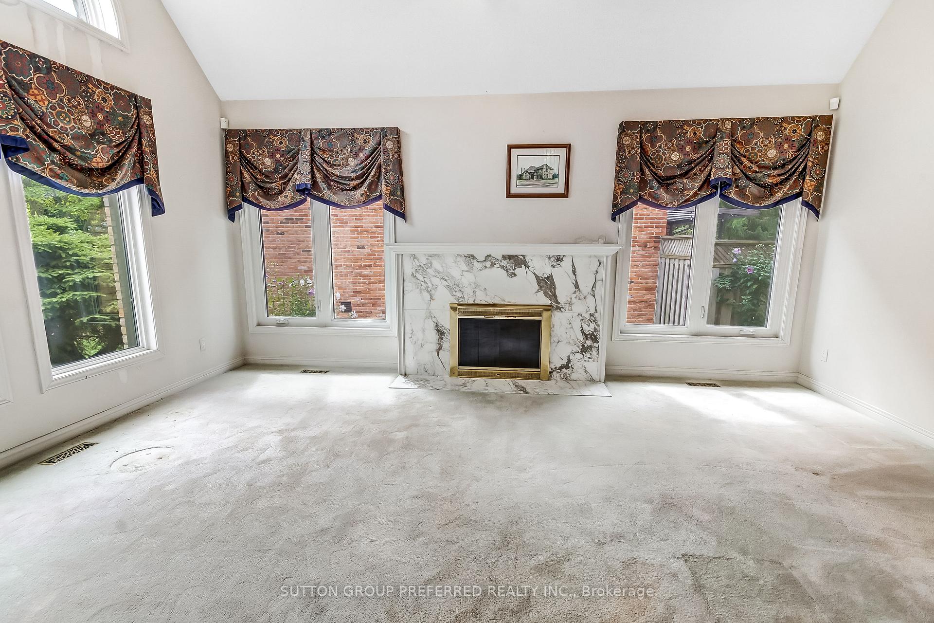 Photo 13 of 116 Hartson Road, London, North O — HOMEH