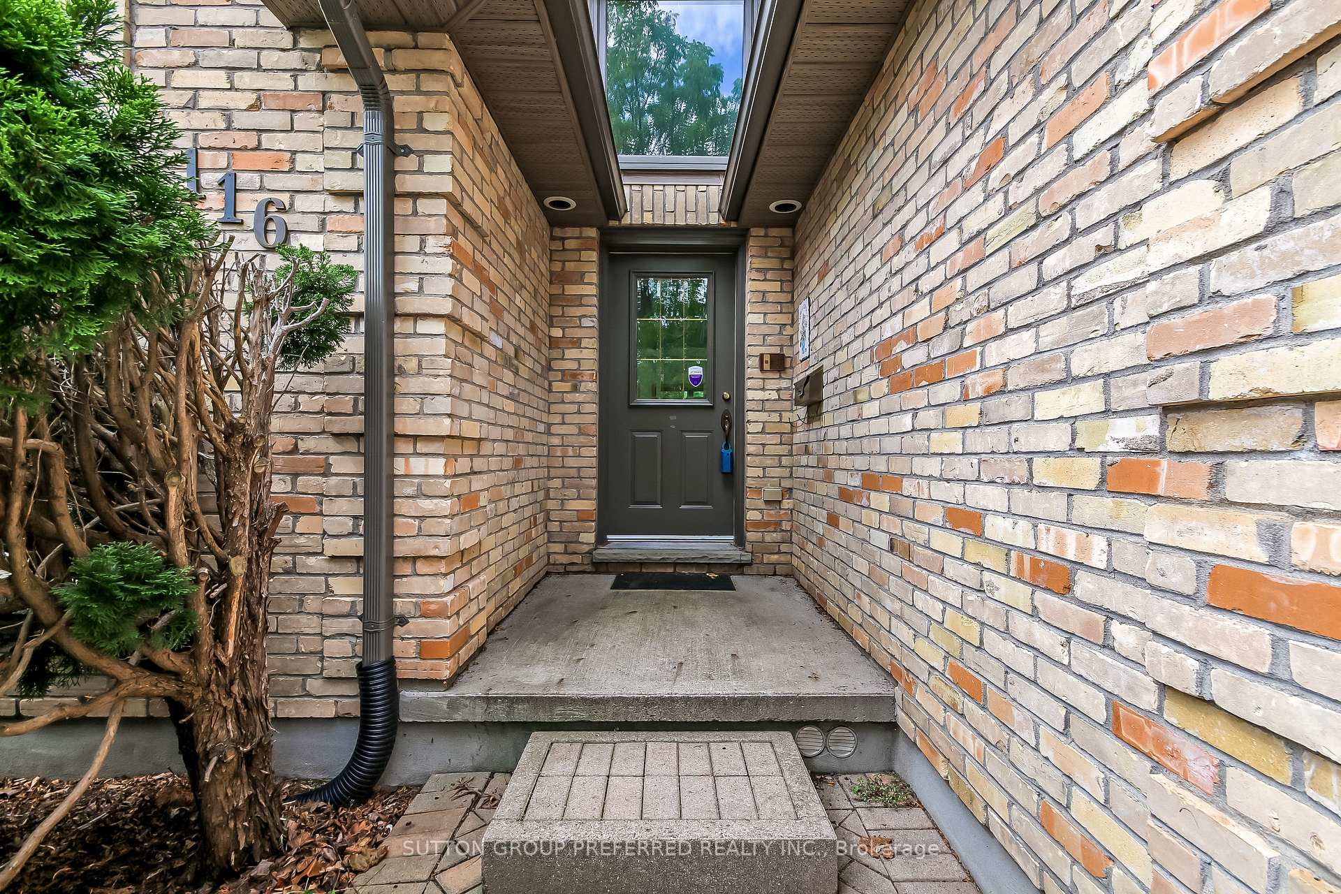 Photo 30 of 116 Hartson Road, London, North O — HOMEH