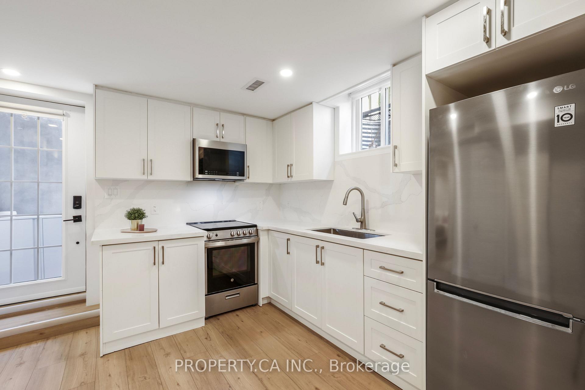 Photo 5 of Unit Lower, 891 Willowbank Trail, Mississauga, Rathwood — HOMEH