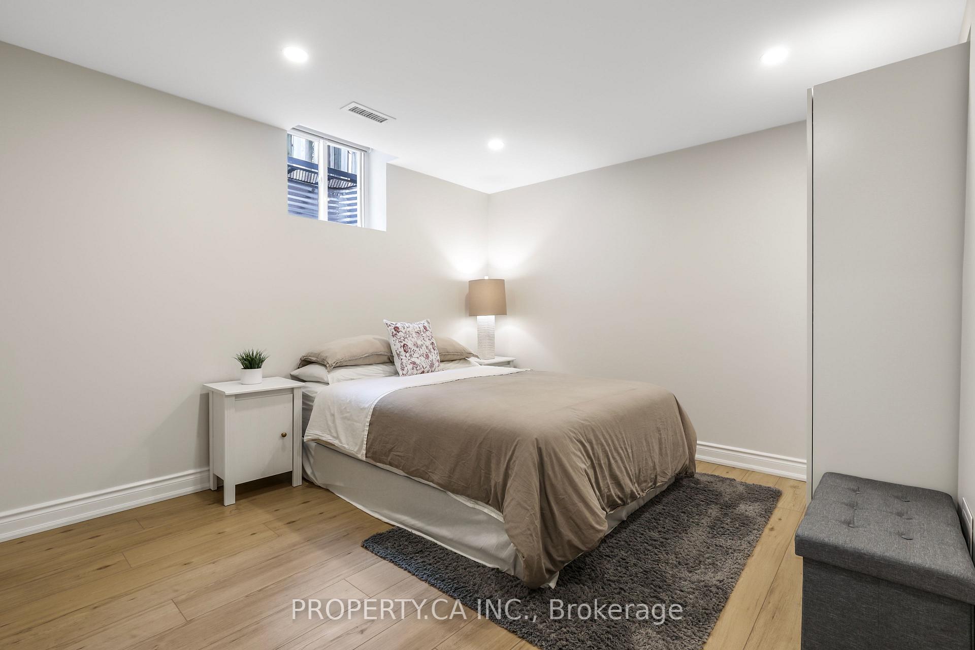 Photo 13 of Unit Lower, 891 Willowbank Trail, Mississauga, Rathwood — HOMEH