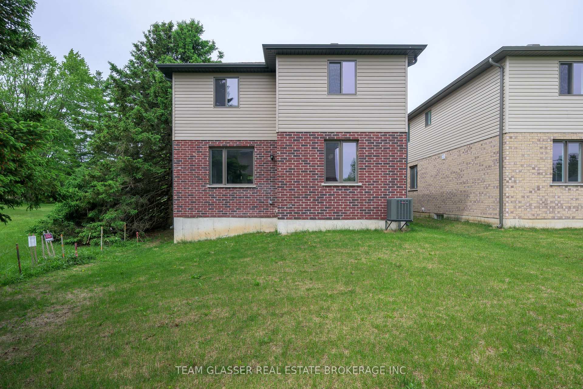 Photo 9 of 1604 Chickadee Trail, London, South W — HOMEH