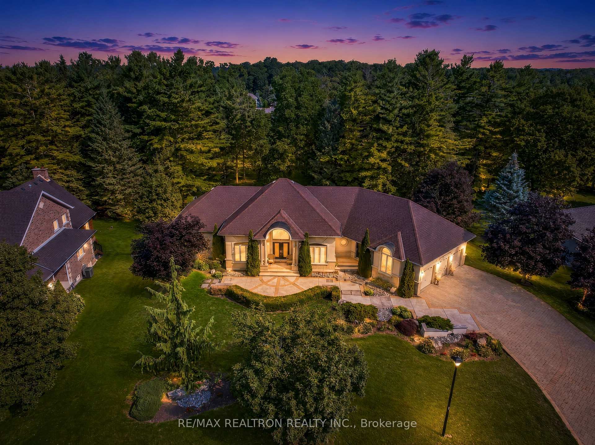 Photo of 24 Maplehyrn Avenue